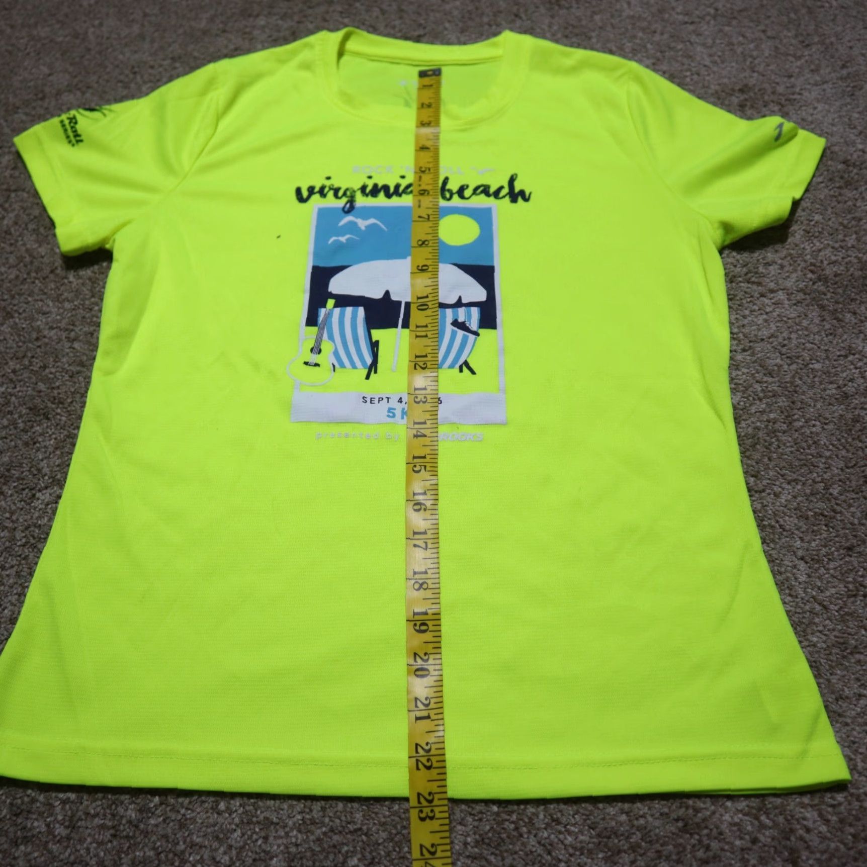 Brooks VINTAGE Virginia Beach VA Green T-Shirt Running 5K Summer Spring Fall Adult Medium Cotton Logo Mens Size US M / EU 48-50 / 2 - 7 Thumbnail