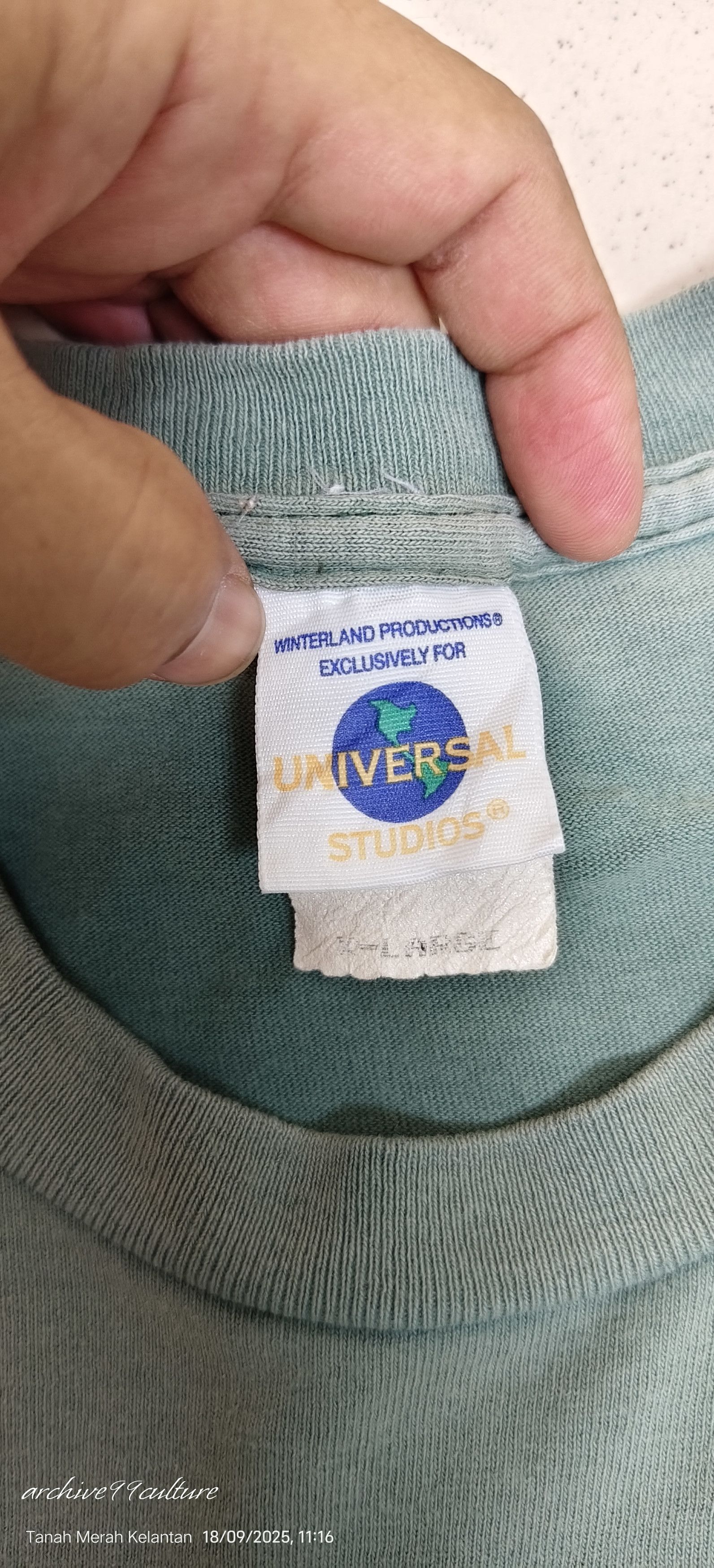 JURASSIC PARK Outfitters 1993 Universal movie Promo tee