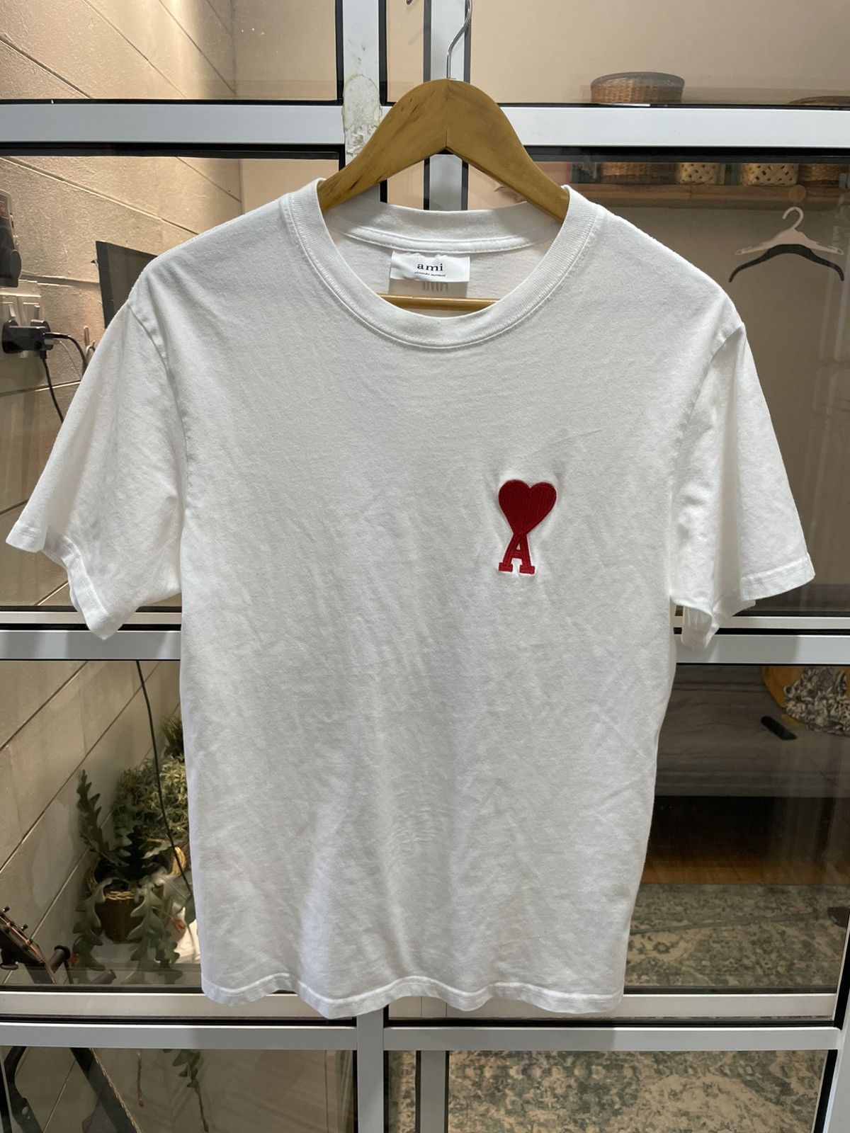 AMI AMI PARIS Alexandre White Red Heart T-shirt Medium Unisex Size US M / EU 48-50 / 2 - 1 Thumbnail