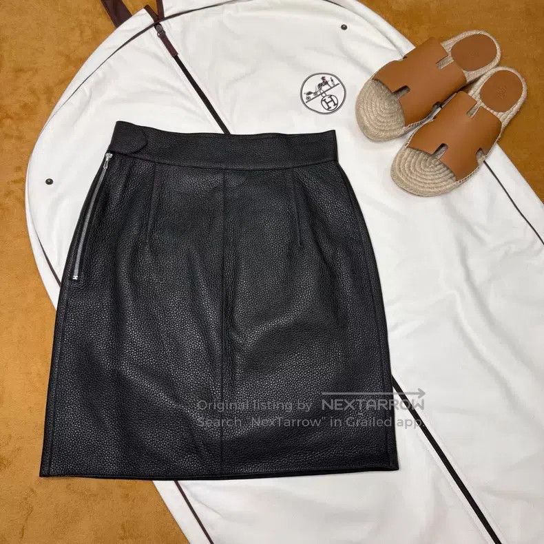 Hermes Hermes Black Leather Pocket Button Short Skirt Size 42" / US 20 - 2 Thumbnail