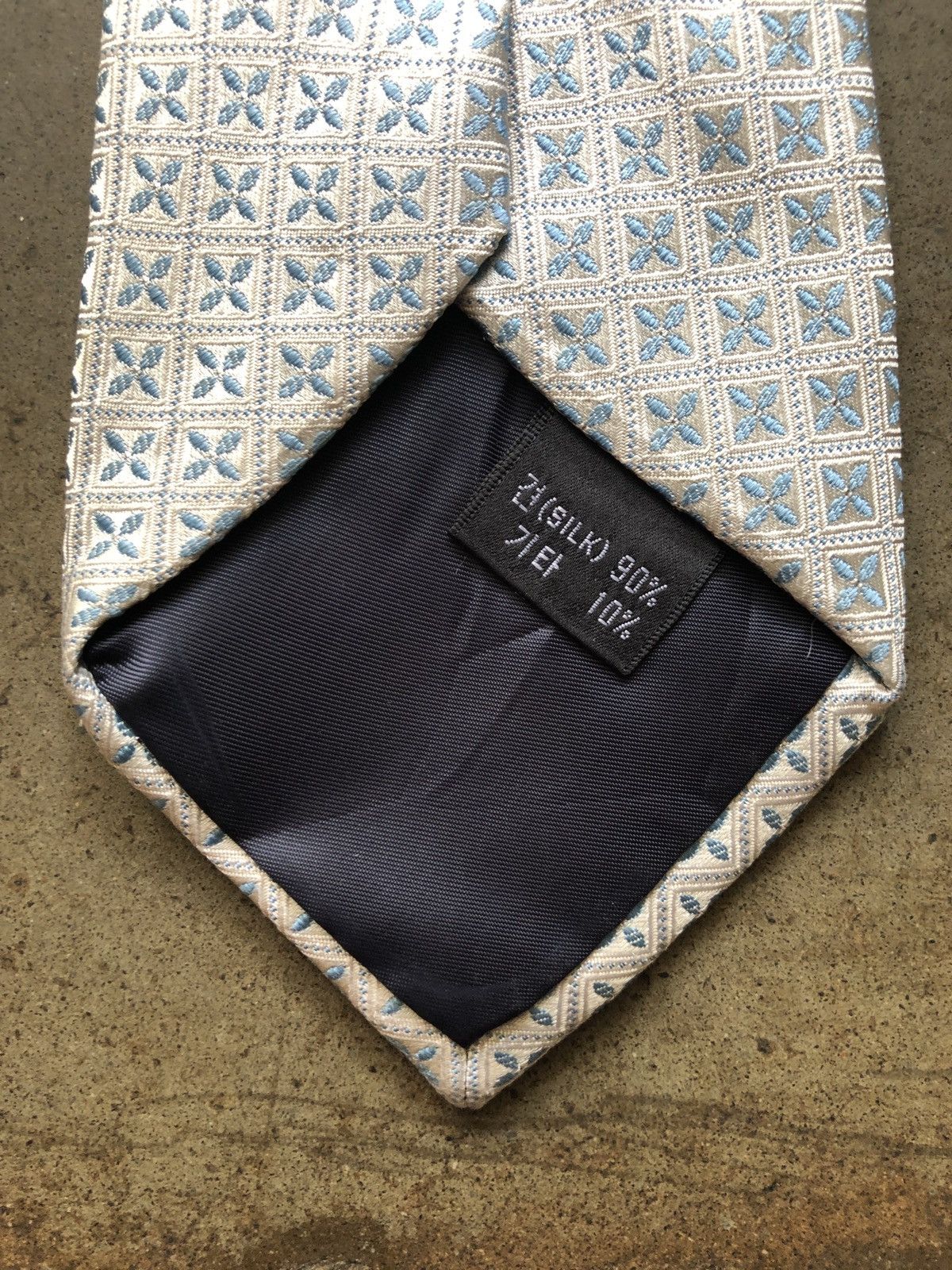 Aquascutum × Fendi × Y's for Men BUNDLE 4pcs TIE , YS FOR MEN , FENDI , POLO , AQUASCUTUM Size ONE SIZE - 12 Thumbnail