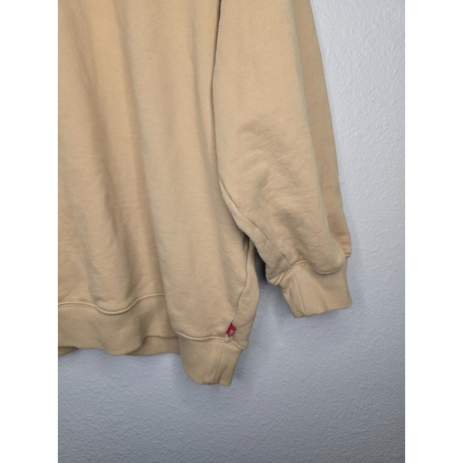 Levi's Levi's Red Tag Sweatshirt Men Brown Tan Pullover Crewneck L Size US L / EU 52-54 / 3 - 4 Thumbnail