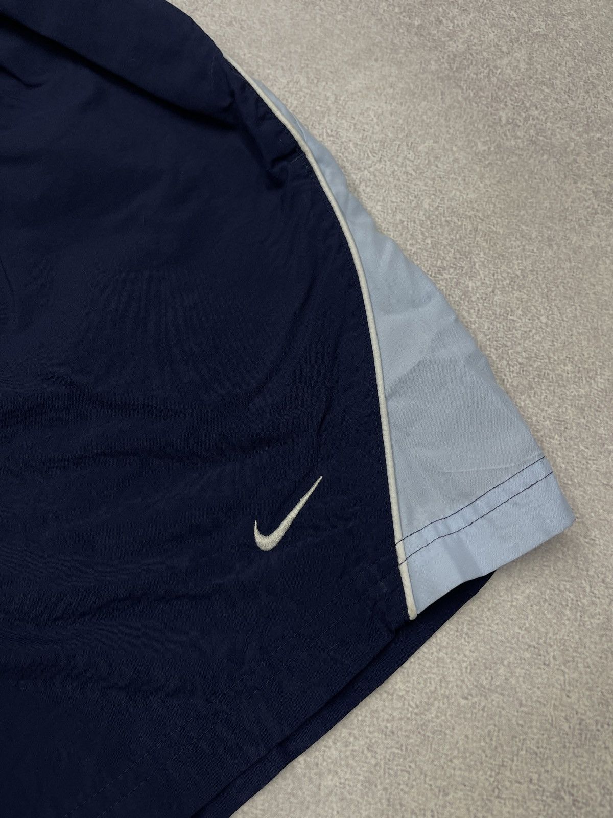 Nike Vintage Nike Nylon Shorts Navy Drill ACG TECH Size XL Size US 36 / EU 52 - 4 Thumbnail