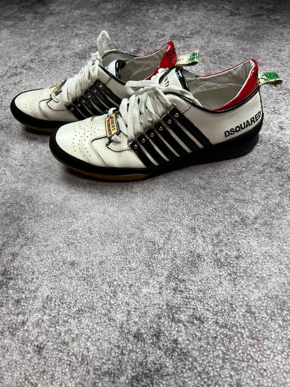 Vintage Dsquared2 Kick It! Archival Low Top Sneakers