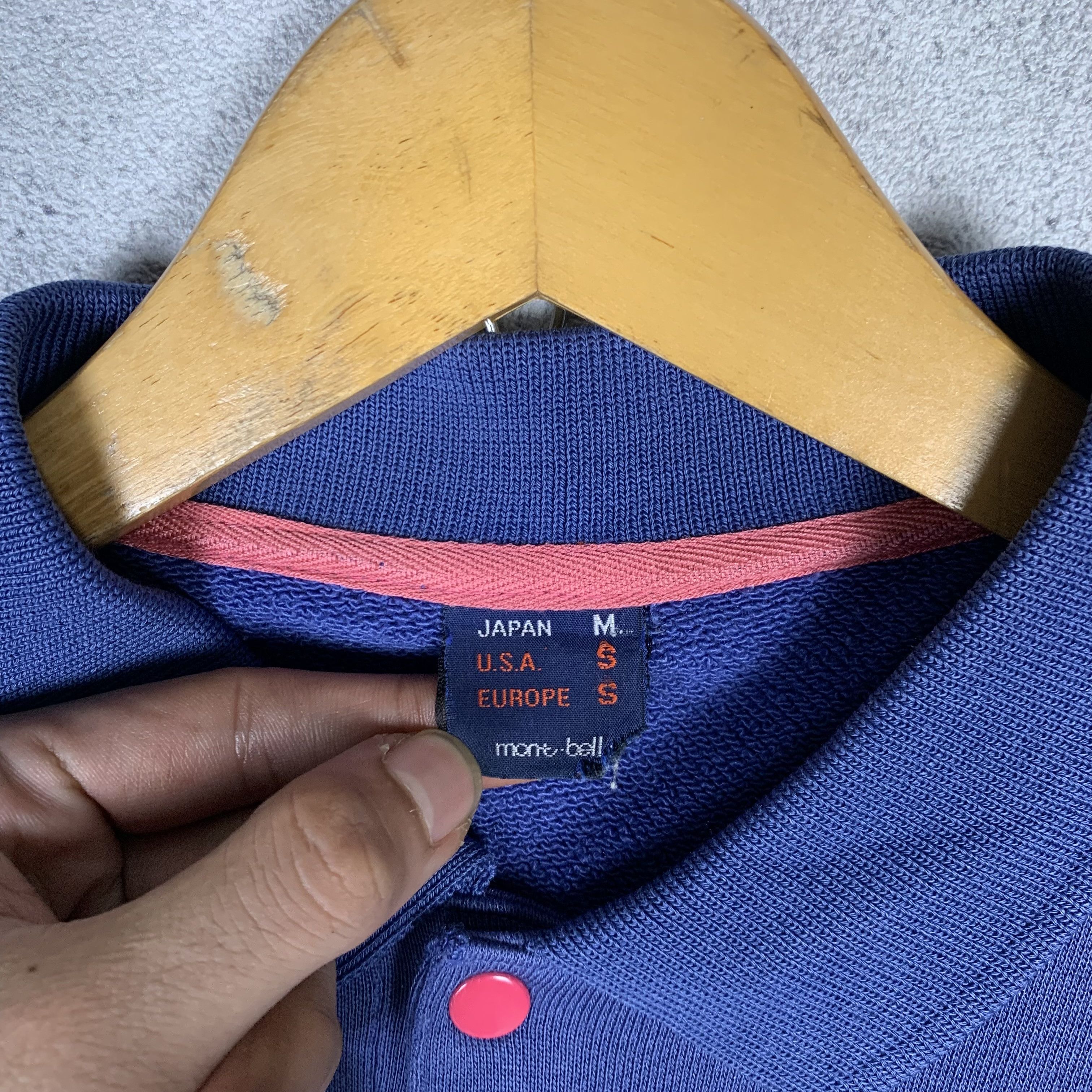 Montbell Vintage 90s Montbell Sweatshirt Crewneck Size US S / EU 44-46 / 1 - 3 Thumbnail