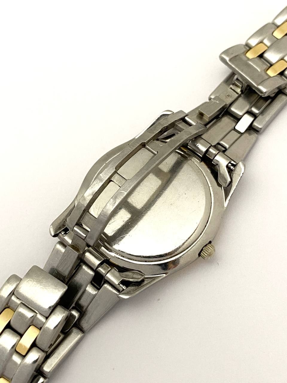 Gucci Gucci GG Logo Gold 18K Quartz Swiss 536 M Mens Wrist Watch Size ONE SIZE - 19 Thumbnail