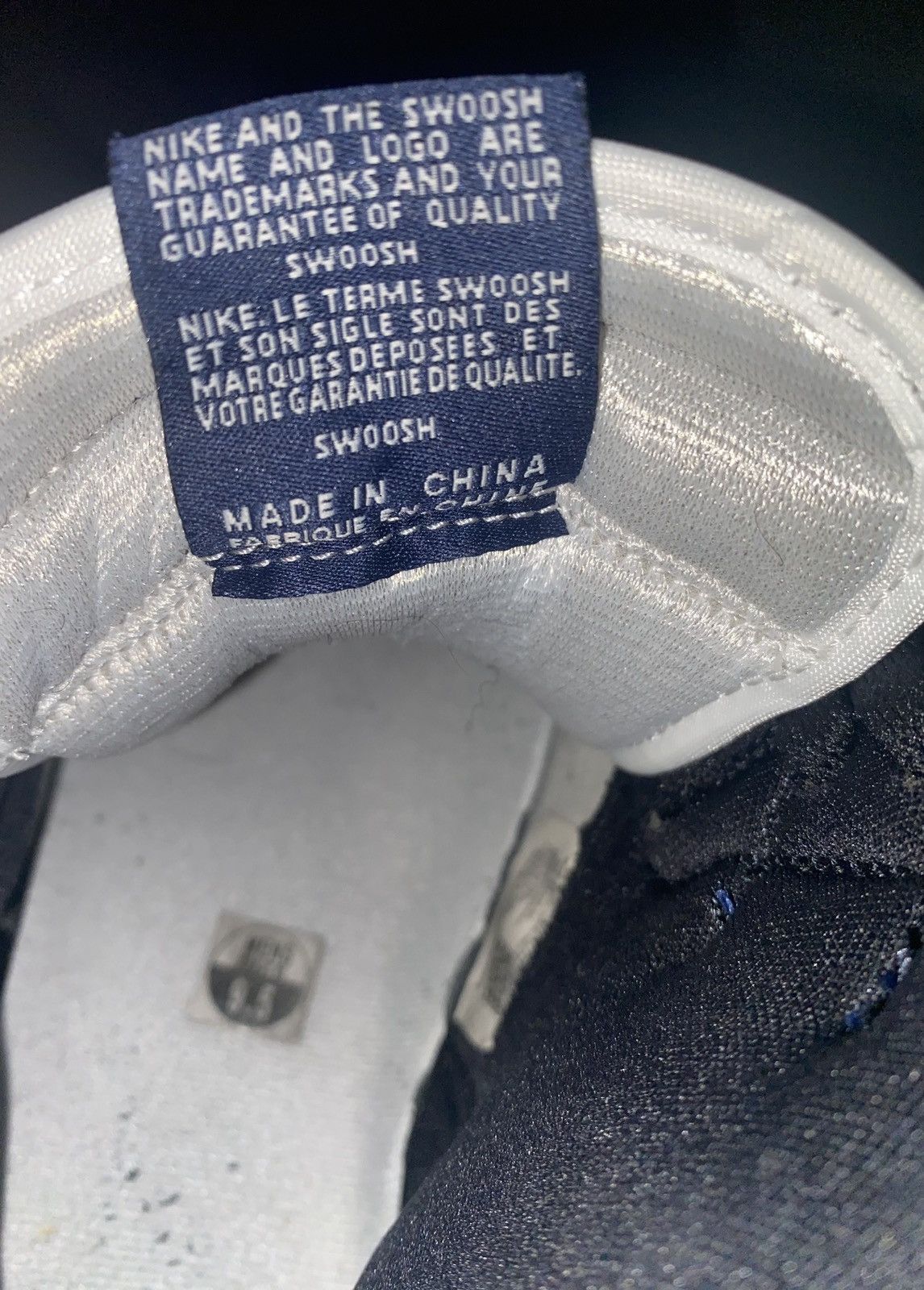 Jordan Brand × Nike Jordan 1 Retro High Og Midnight Navy Size US 9.5 / EU 42-43 - 8 Thumbnail