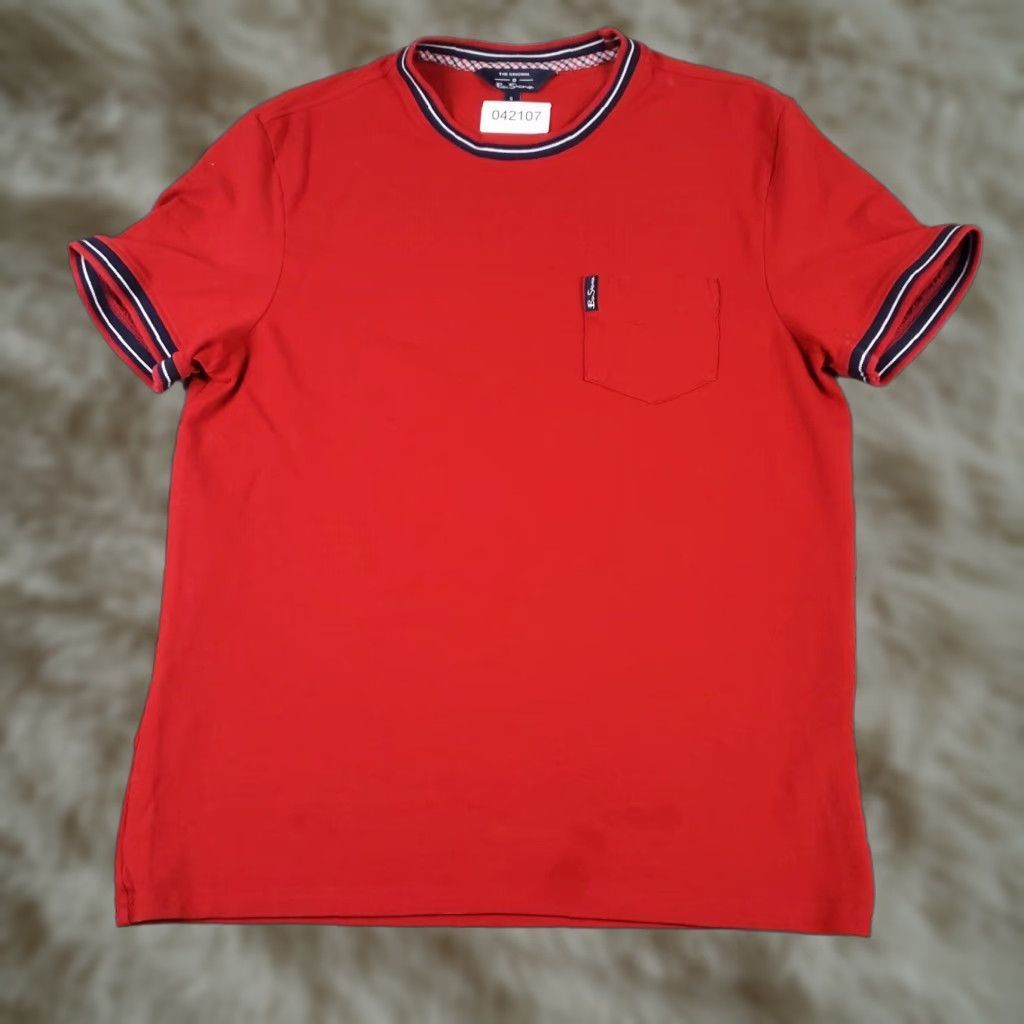 Ben Sherman Ben Sherman T Shirt Mens Size Small Red Casual Short Sleeve - logo, Cotton, Crew Neck, Solid, Classic Modern American, Men, XS? Size US S / EU 44-46 / 1 - 1 Thumbnail