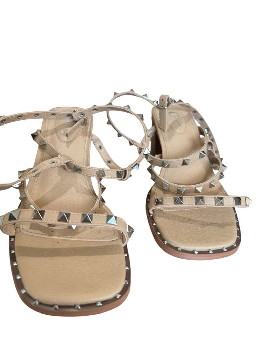 Comfort Colors Women's Comfort Beige Studded Block Heel Sandals Size 8 Size US 8 / IT 38 - 2 Thumbnail