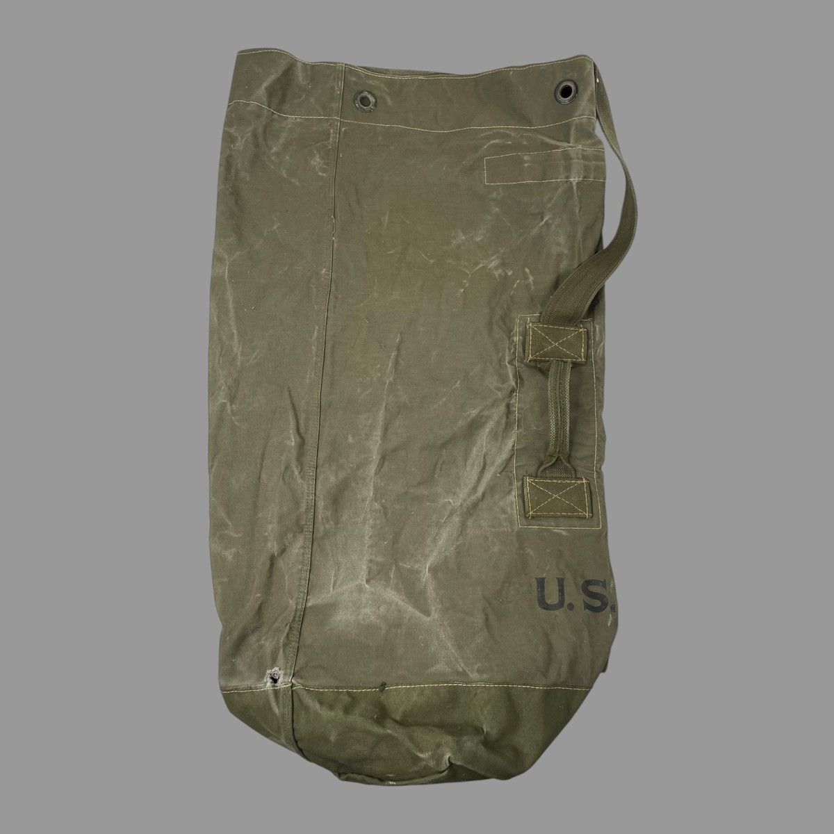 Vintage Vintage 1950s military duffle bag Size ONE SIZE - 1 Thumbnail
