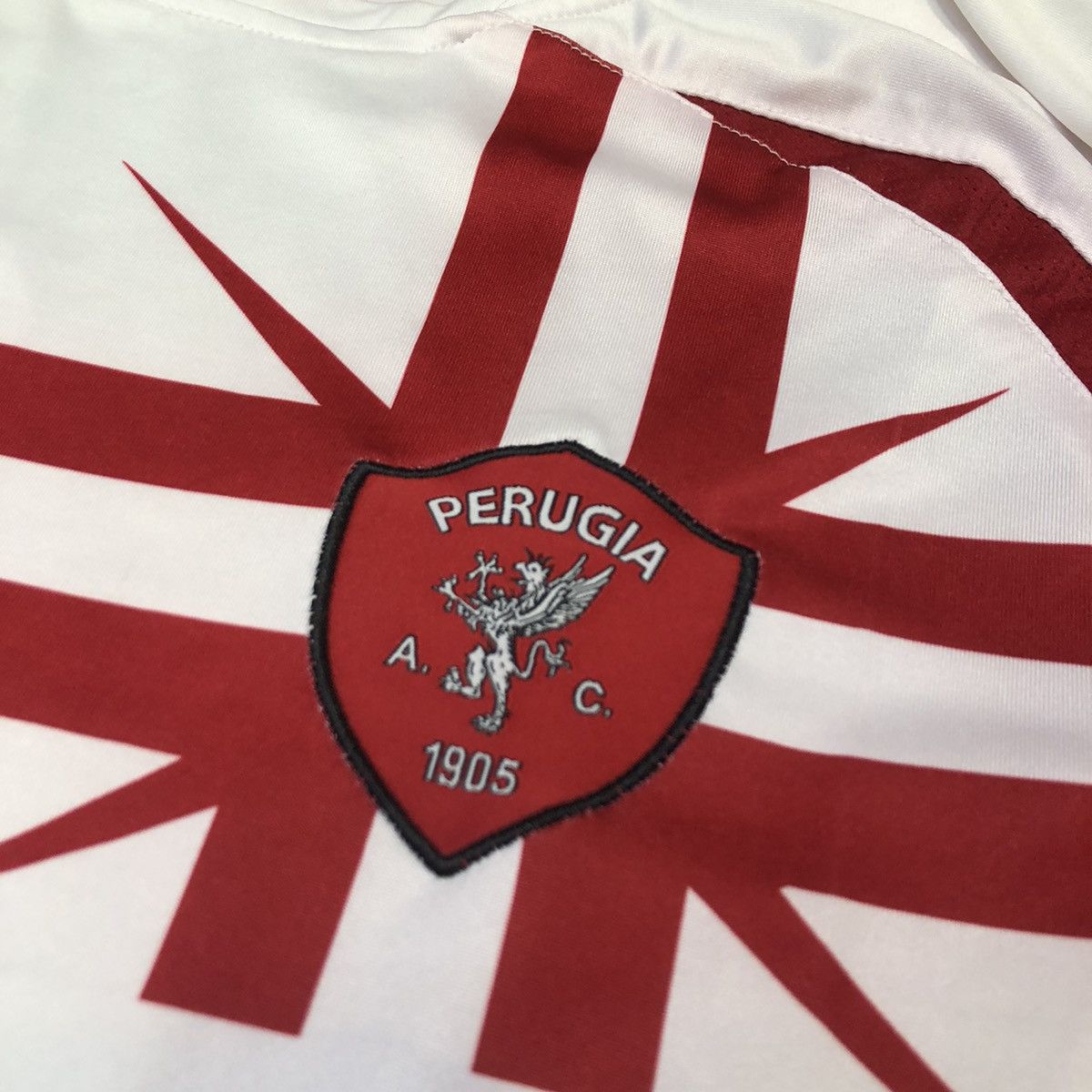 Other Perugia 12/13 away jersey Size US M / EU 48-50 / 2 - 6 Thumbnail