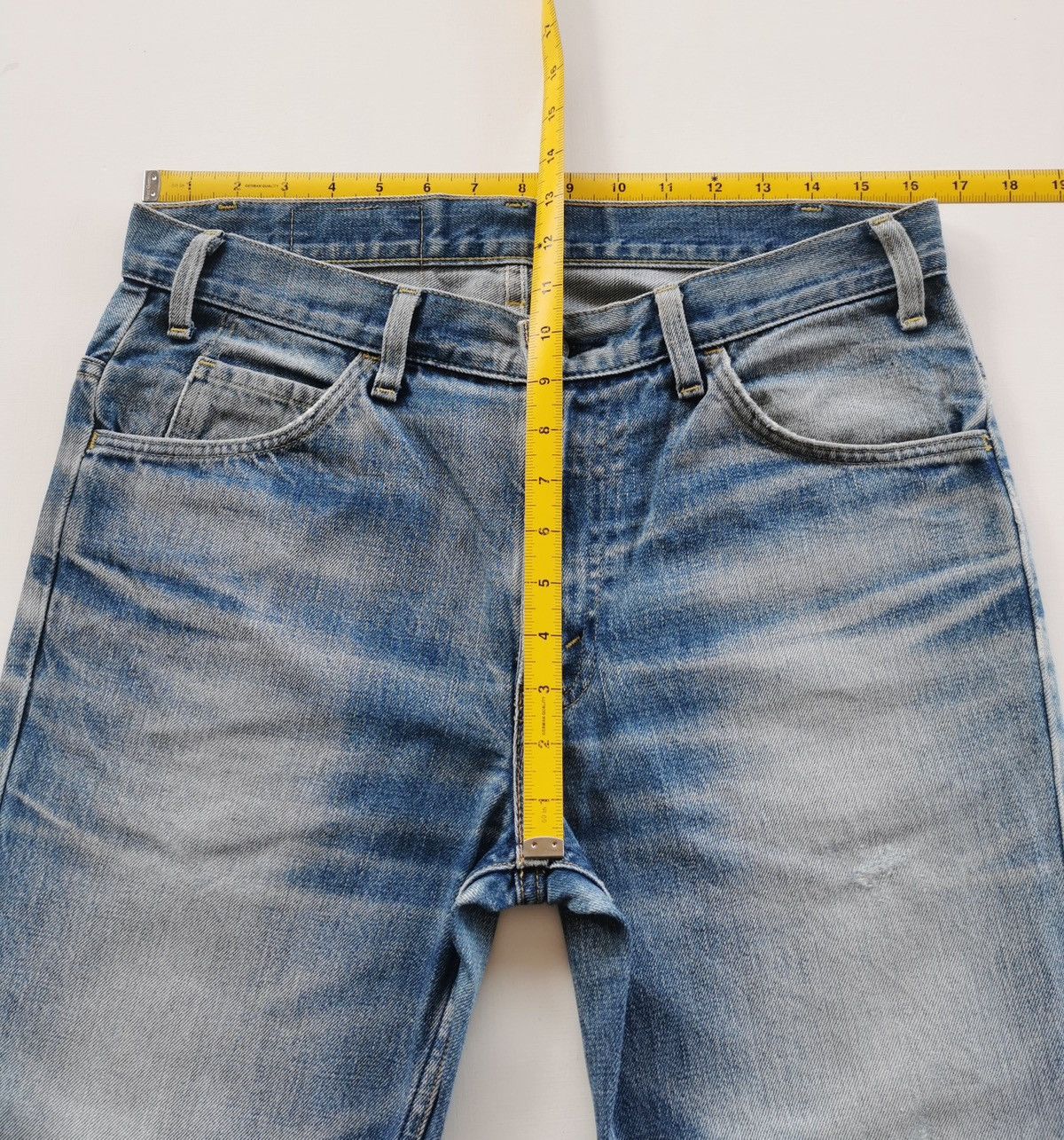 Levi's Vintage Levi's 519 Jeans - Well-Worn & Distressed Size 33 Size US 33 - 5 Thumbnail