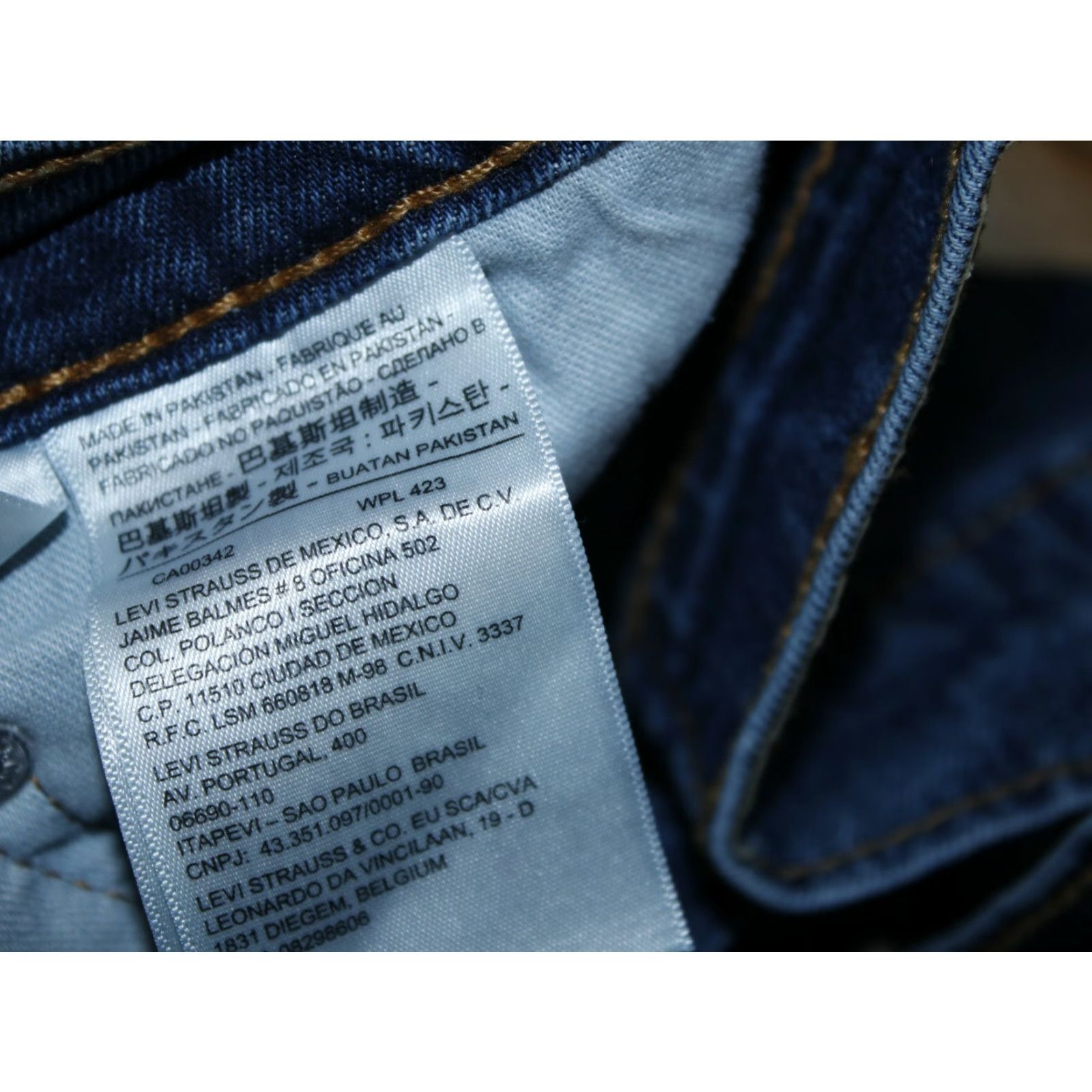Levi's Levi's 541 Jeans Straight Men 32X30 Denim Cotton Blend Blue Medium 5-Pocket Zip Button Regular Fit Mens Size US 32 / EU 48 - 7 Thumbnail