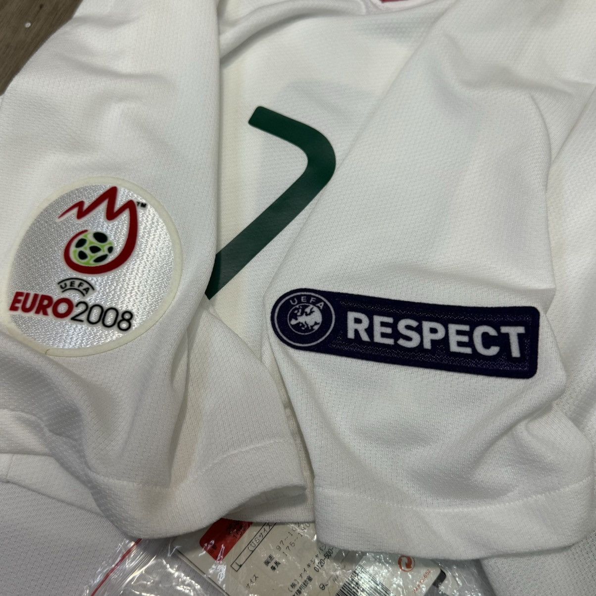 Nike Portugal Euro2008 away shirt #7 Ronaldo (bnwt) Size US L / EU 52-54 / 3 - 4 Thumbnail