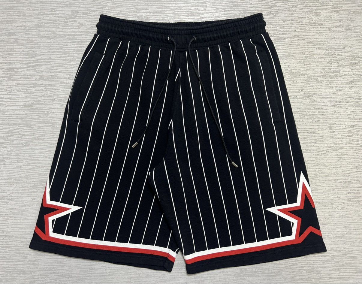 Givenchy Givenchy - Stars Stripe Sweatshorts Size US 30 / EU 46 - 1 Thumbnail