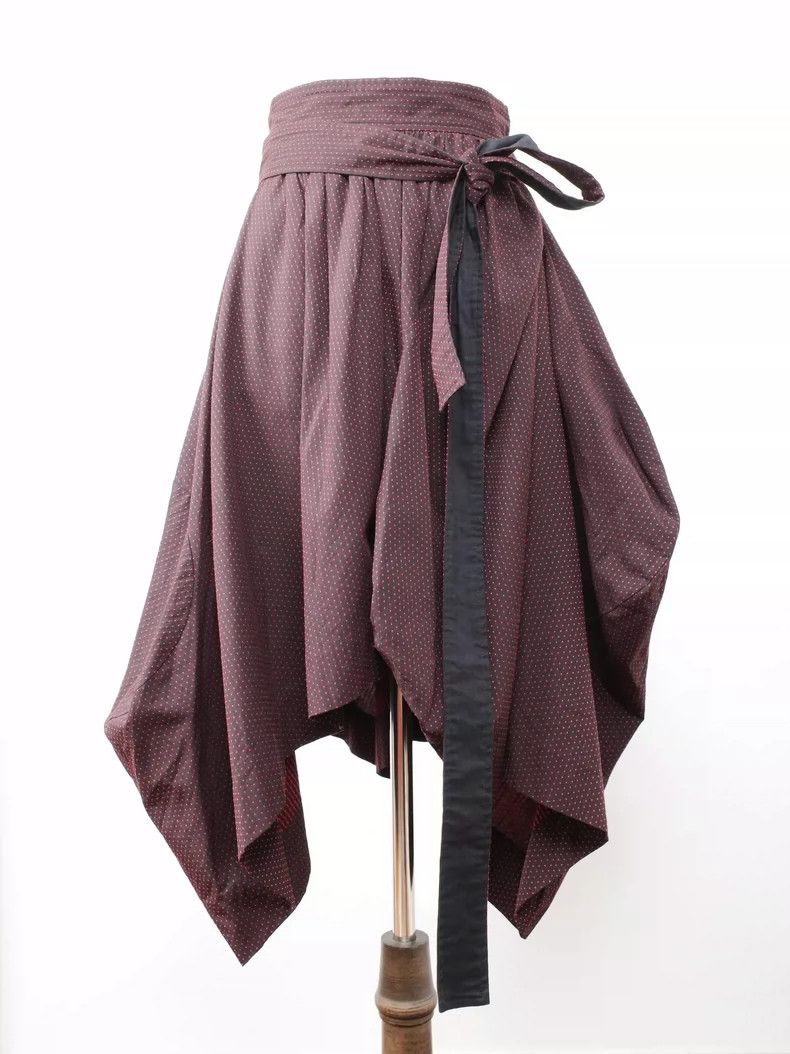 Vivienne Westwood Vivienne Westwood size2 A belt with irregular wine red hem Size 27" / US 4 / IT 40 - 2 Thumbnail