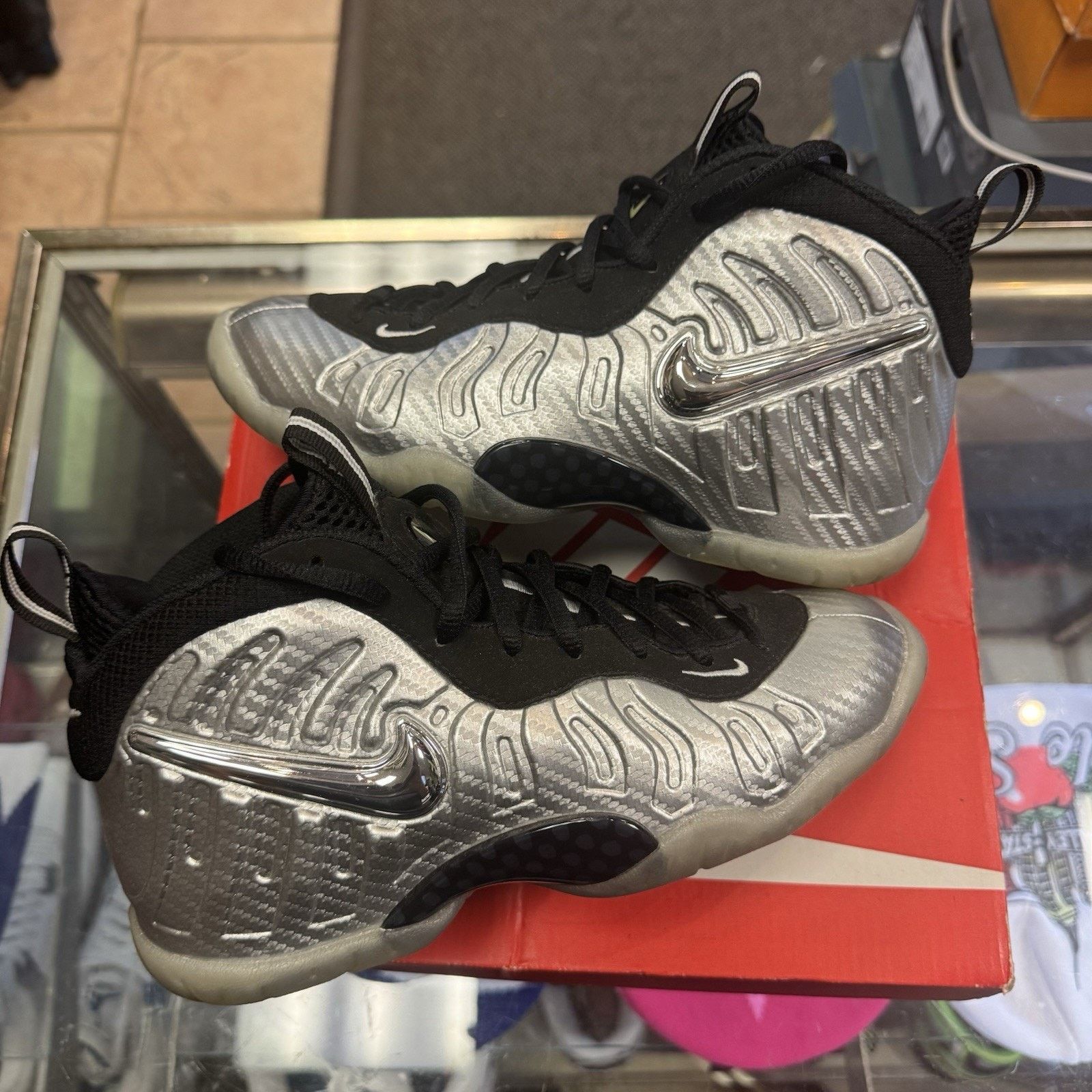 Nike Size 4 Nike Air Foamposite Pro Silver Surfer Size US 5.5 / EU 38 - 2 Thumbnail