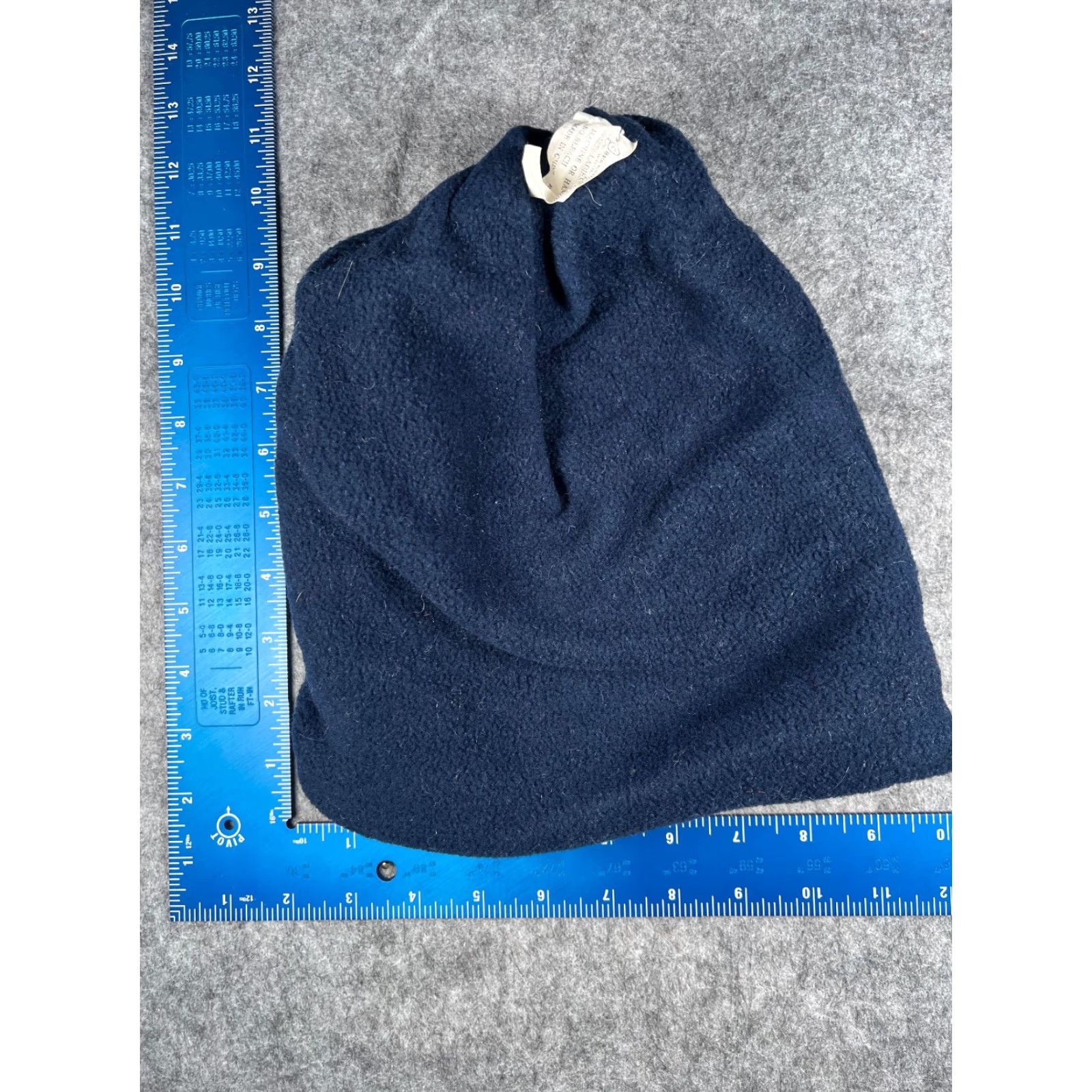 Vintage Berkshire Fashions Beanie Adult One Size Blue Ivory Fair Isle Knit Wool Blend Hat Unisex Adults Winter Christmas Ski Men Women Size ONE SIZE - 4 Thumbnail