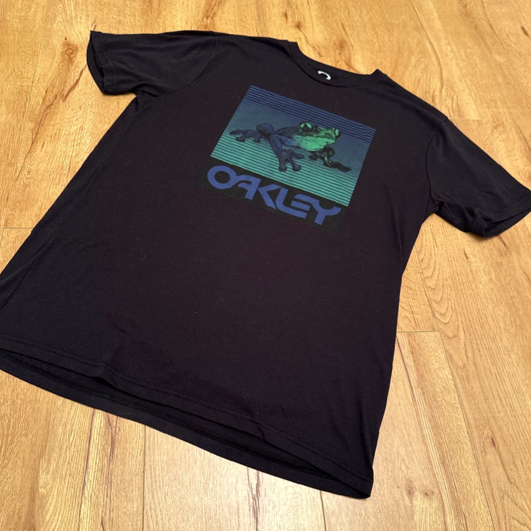 Oakley Oakley Ohydrolix Tee Shirt Regular Short Sleeve Black Graphic Mens Medium T-Shirt Oakley Ohydrolix Size US M / EU 48-50 / 2 - 3 Thumbnail