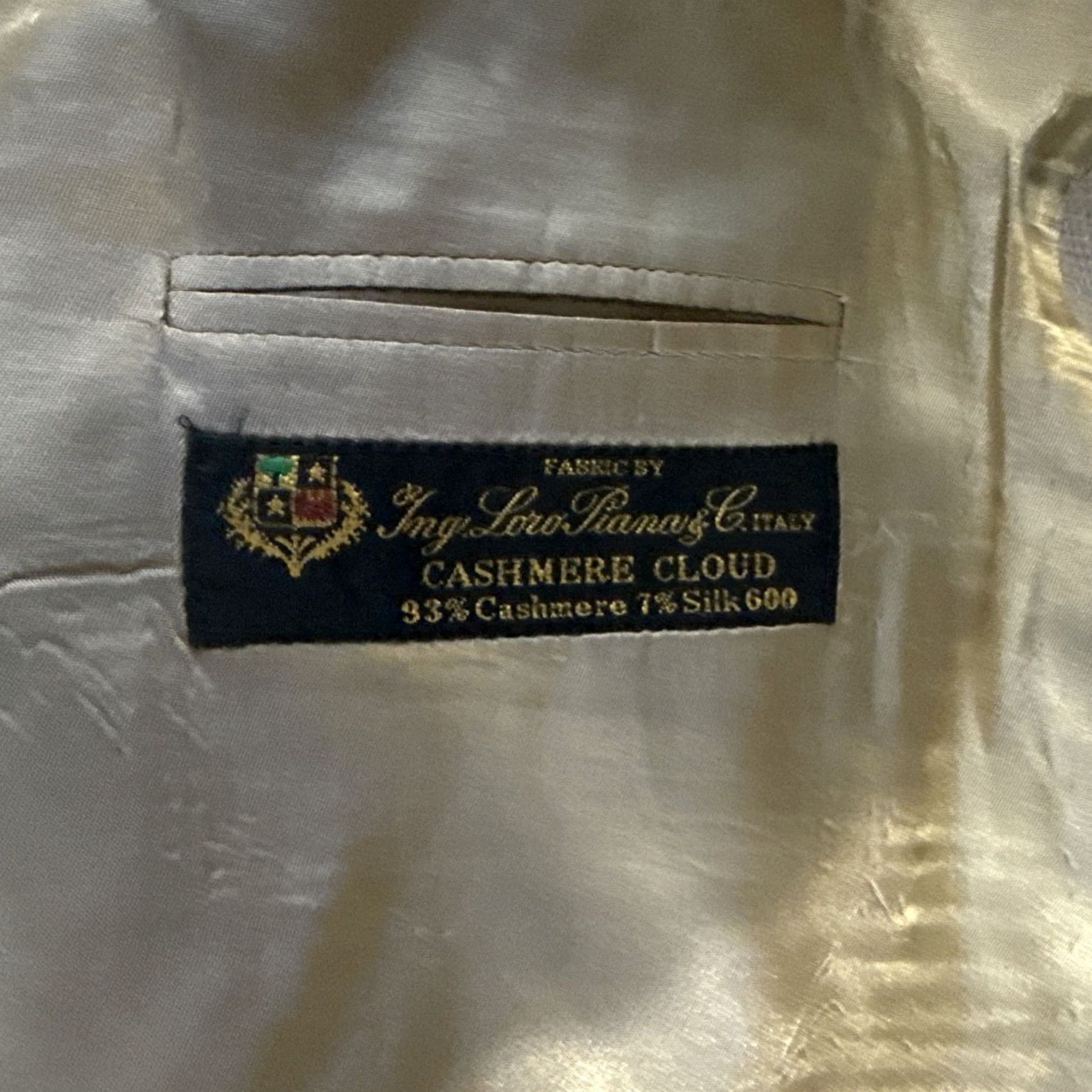 Loro Piana VINTAGE? Loro Piana Sport Coat Men 46 Beige Cashmere Silk 3 Button Ulti​mo Uomo Coat Mens Size US S / EU 44-46 / 1 - 4 Thumbnail
