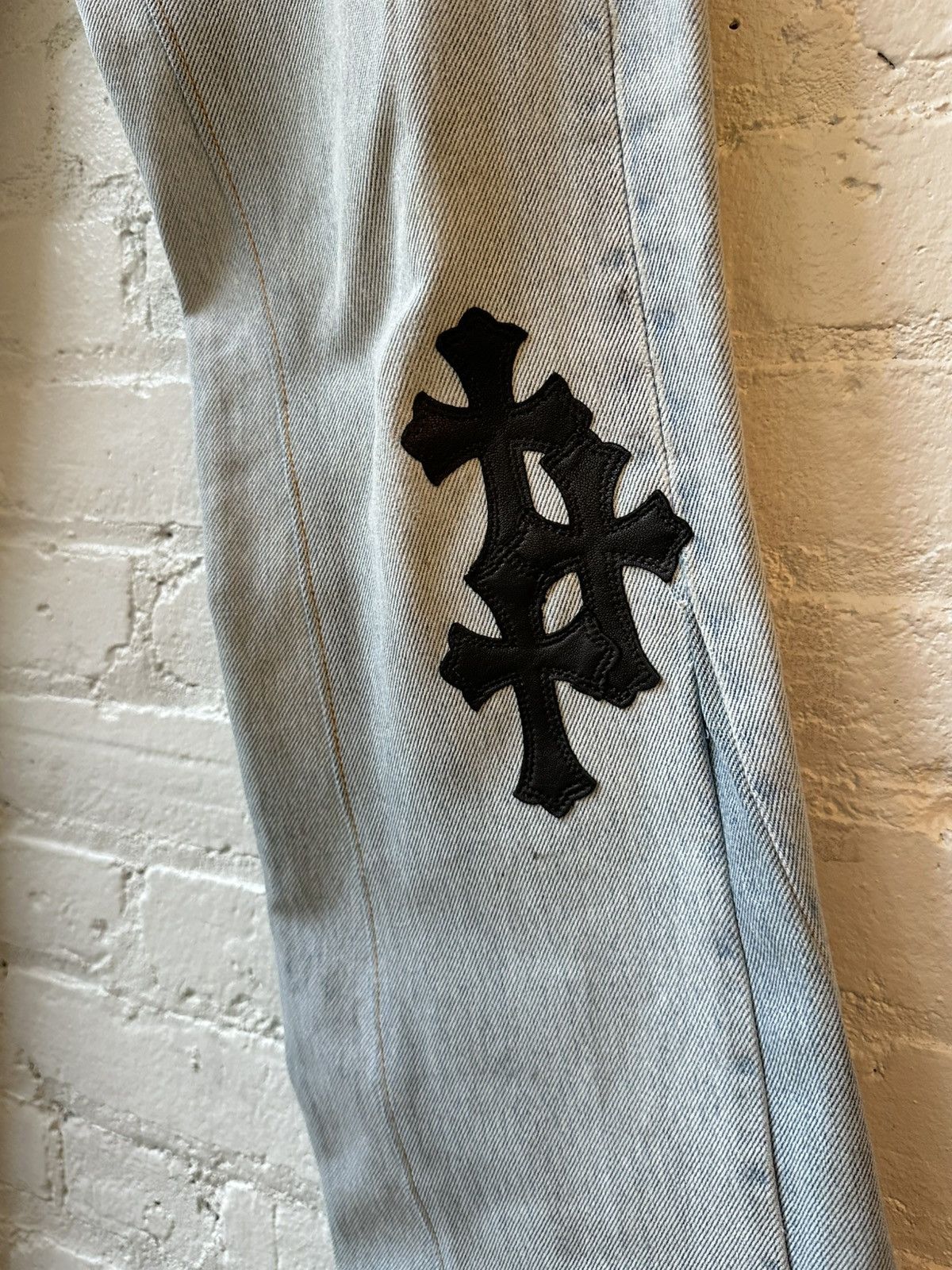 Chrome Hearts × Gallery Dept. × Levi's CHROME HEARTS FLARED CROSS PATCH JEANS Size US 26 / EU 42 - 5 Thumbnail