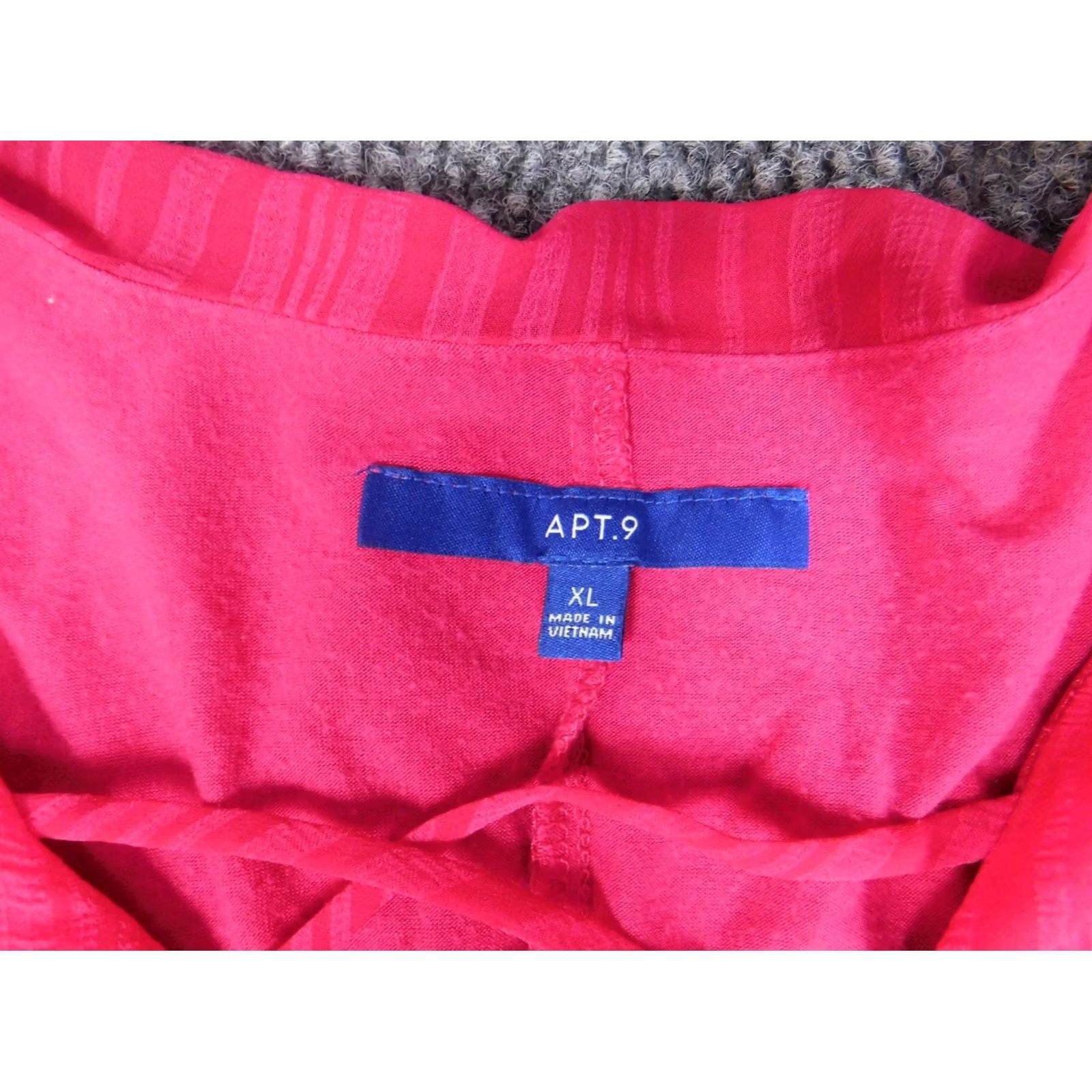 Apt. 9 Apt 9 Blouse Pink XL Women Pullover Round Neck Sleeveless Casual Stretch Polyester Spandex Rayon Button Regular Vintage No Size XL / US 12-14 / IT 48-50 - 5 Thumbnail
