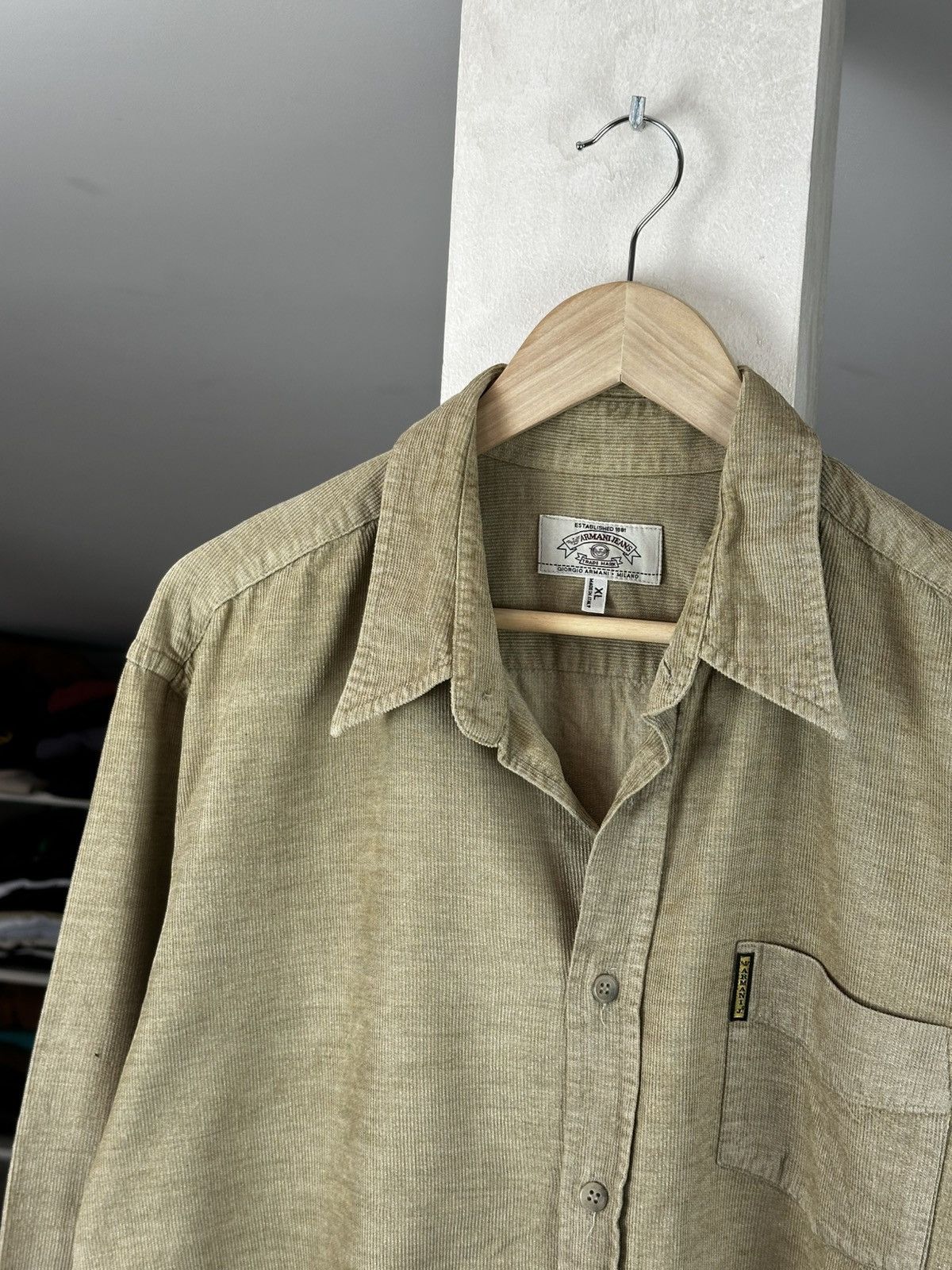 Armani Vintage Armani Jeans Velvet Shirt Tee Size US XL / EU 56 / 4 - 2 Thumbnail