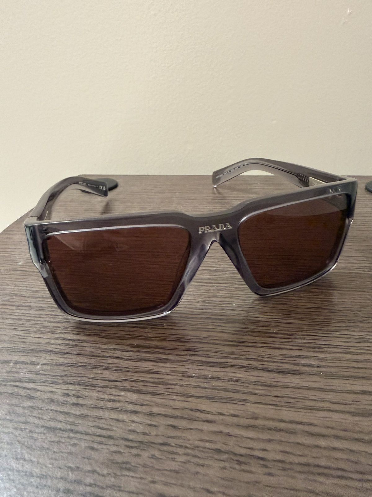 Prada Prada Sunglasses Size ONE SIZE - 4 Thumbnail