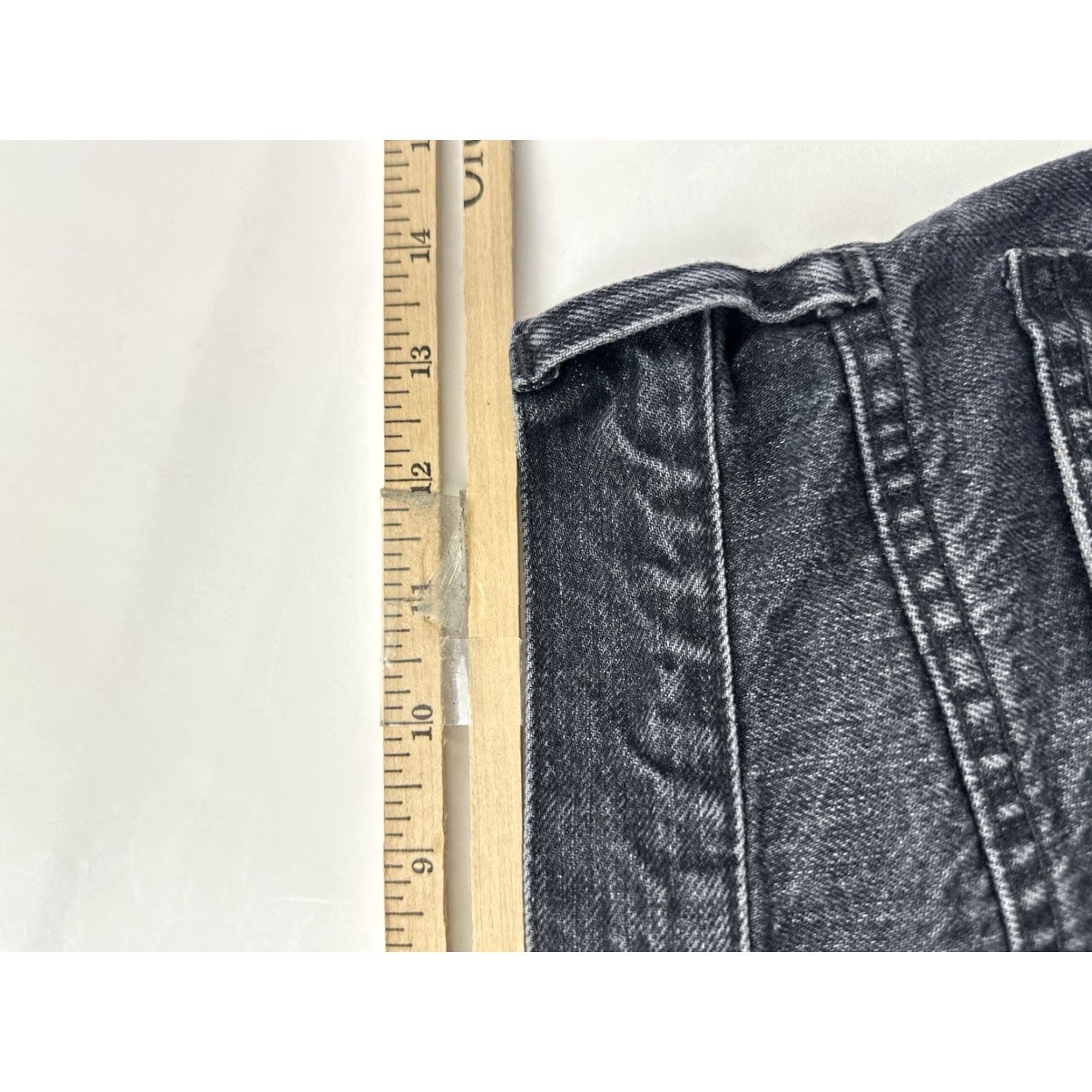 Madewell Madewell Shorts Women’s 23 Black Cut-Off Denim Relaxed Mid Rise 100% Cotton Pockets Casual Beach Travel Walking Girls Mens? Size 40" / US 18 - 8 Thumbnail