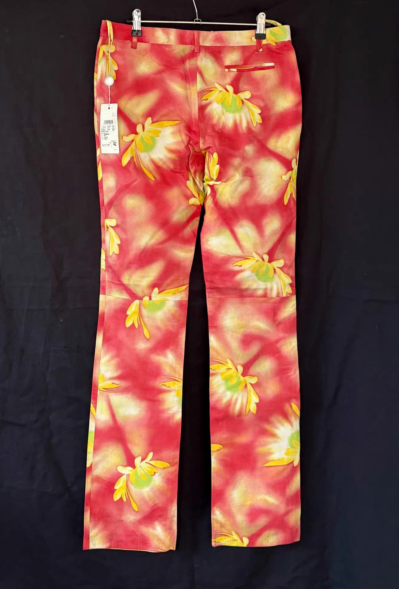 Versace Gianni Versace Women's Floral Print Leather Pants Ｑ21 Size 27" / US 4 / IT 40 - 3 Thumbnail