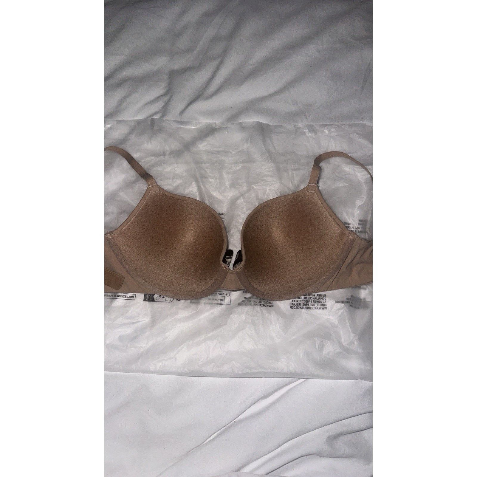 SKIMS NWT SKIMS FITS EVERYBODY PUSH UP DEMI BRA Size ONE SIZE - 3 Thumbnail