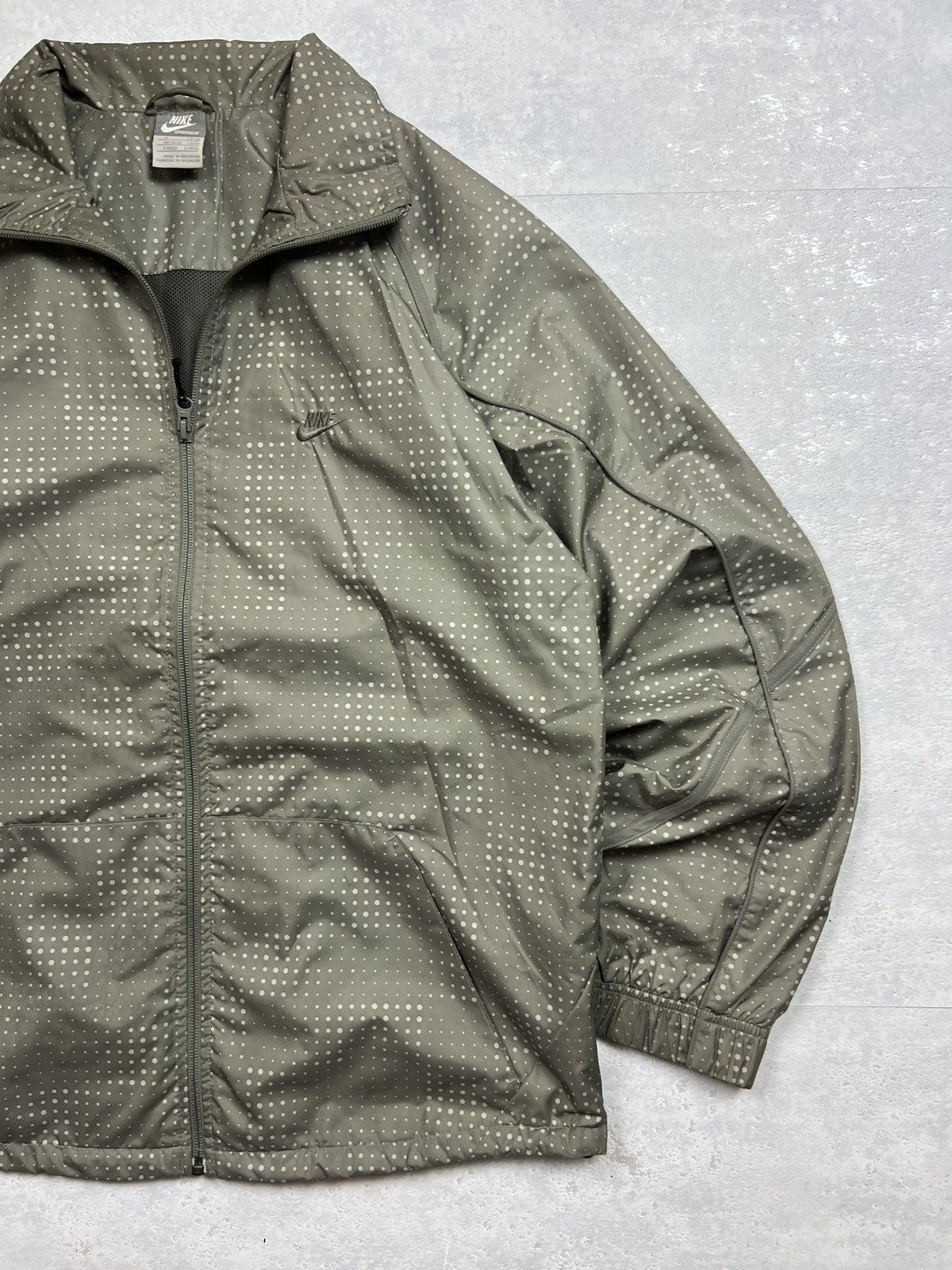 Nike 00s Nike Retro Logo Vintage Y2K Oversized Retro Nylon Jacket Size US M / EU 48-50 / 2 - 3 Thumbnail