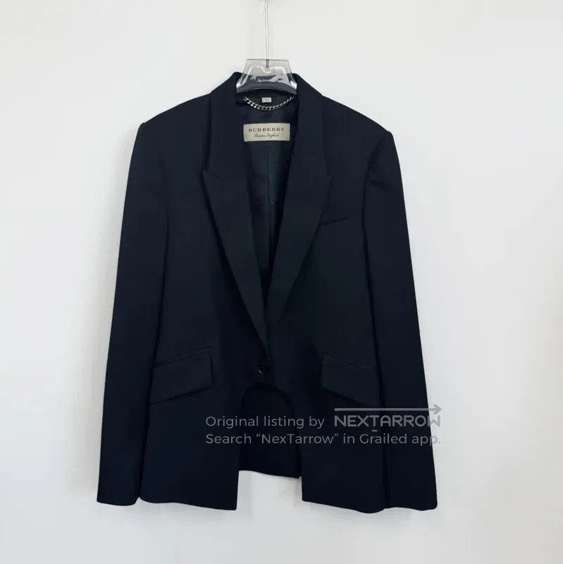 Burberry Burberry M Size Black Women's Jacket. Size M / US 6-8 / IT 42-44 - 1 Thumbnail