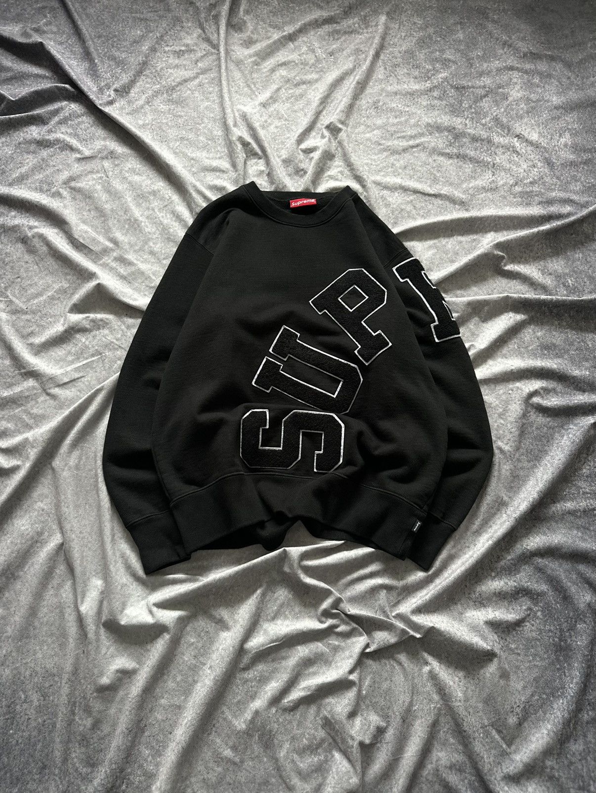 Supreme FW20 Supreme Big Arc Crewneck Chenille Logo Sweatshirt Size US M / EU 48-50 / 2 - 1 Thumbnail