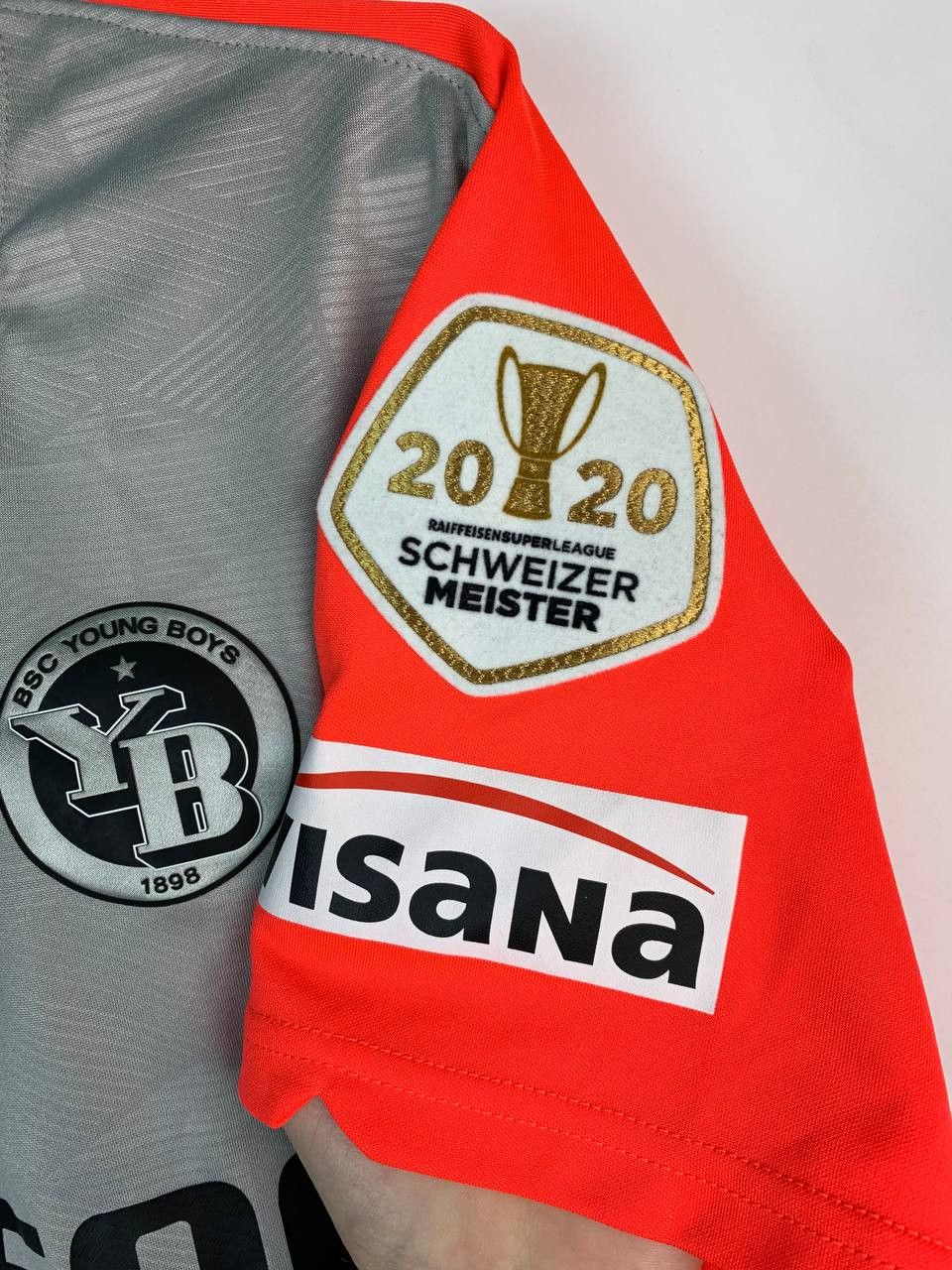 Nike BSC YOUNG BOYS 2020 2021 AWAY FOOTBALL SHIRT SOCCER JERSEY Size US L / EU 52-54 / 3 - 4 Thumbnail