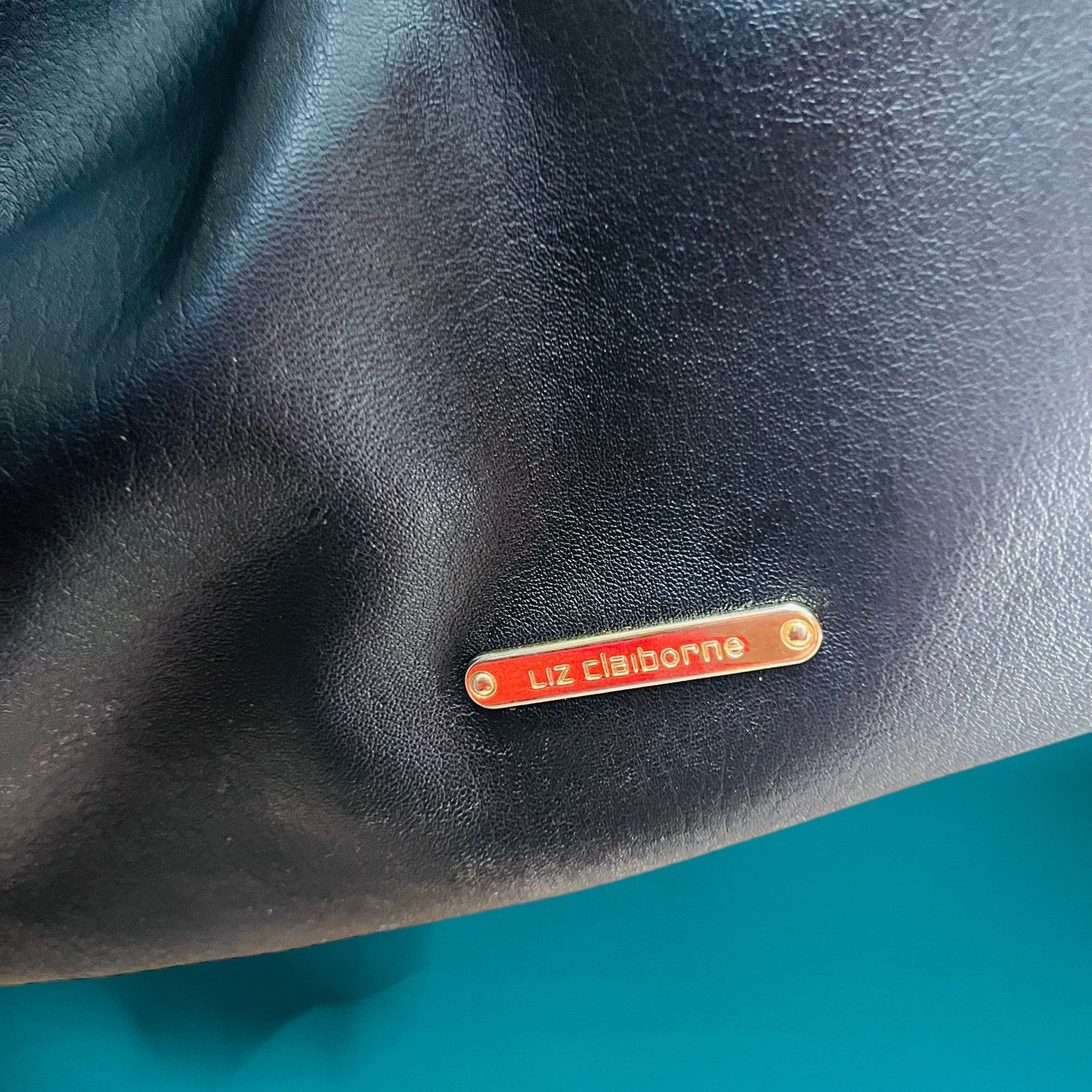 Liz Claiborne Liz Claiborne Super Soft Multiple Pockets Shoulder Purse Size ONE SIZE - 4 Thumbnail