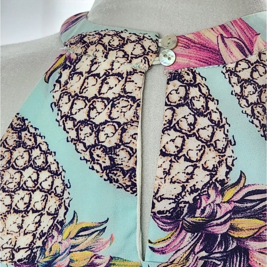 Other Crescent Size Small Halter Top Light Blue Pineapple Blouse Size S / US 4 / IT 40 - 5 Thumbnail
