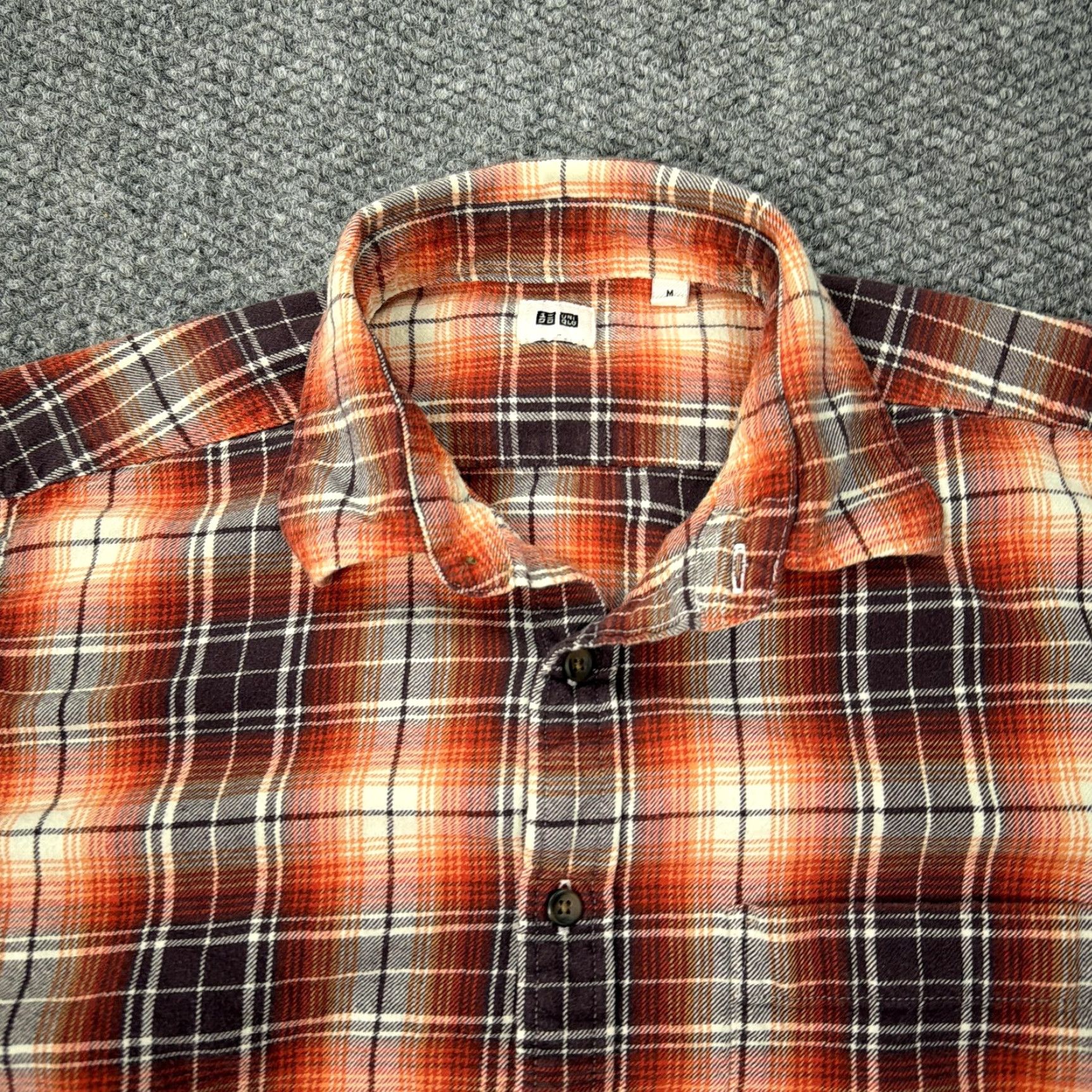 Uniqlo Uniqlo Shirt Mens Medium Orange Plaid Flannel Long Sleeve Button Down Casual Size US M / EU 48-50 / 2 - 2 Thumbnail