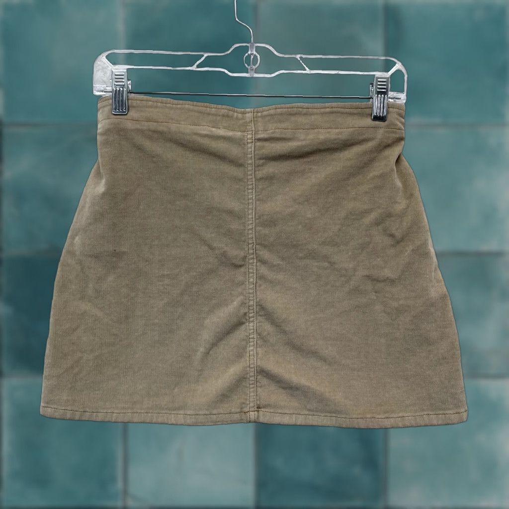 Vintage VINTAGE Y2K Corduroy Mini Skirt 8 Beige Beige Tan Belted Fairy Grunge Whimsigoth Misdemeanor Jeans? Size 30" / US 8 / IT 44 - 1 Thumbnail