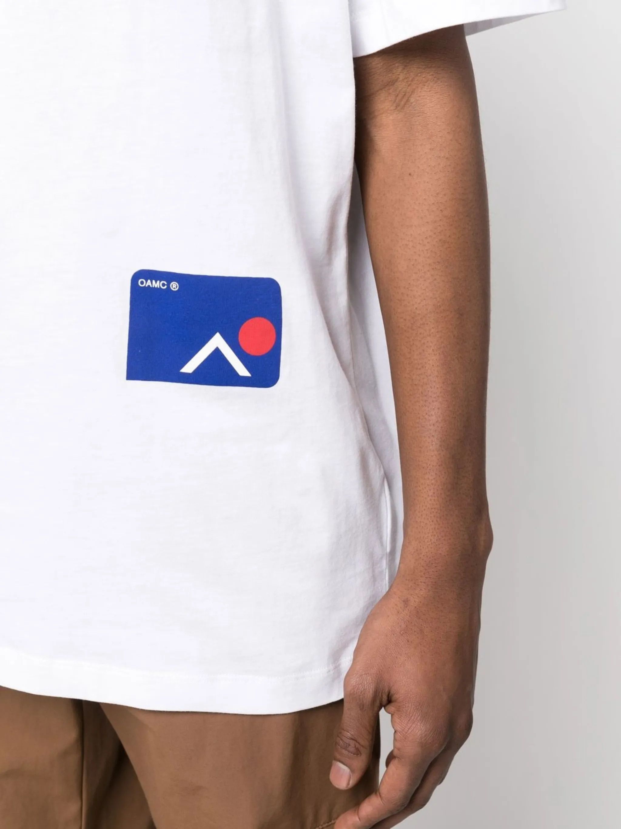 OAMC o1y0225 Logo Crewneck T-Shirt in White Size US XL / EU 56 / 4 - 2 Thumbnail