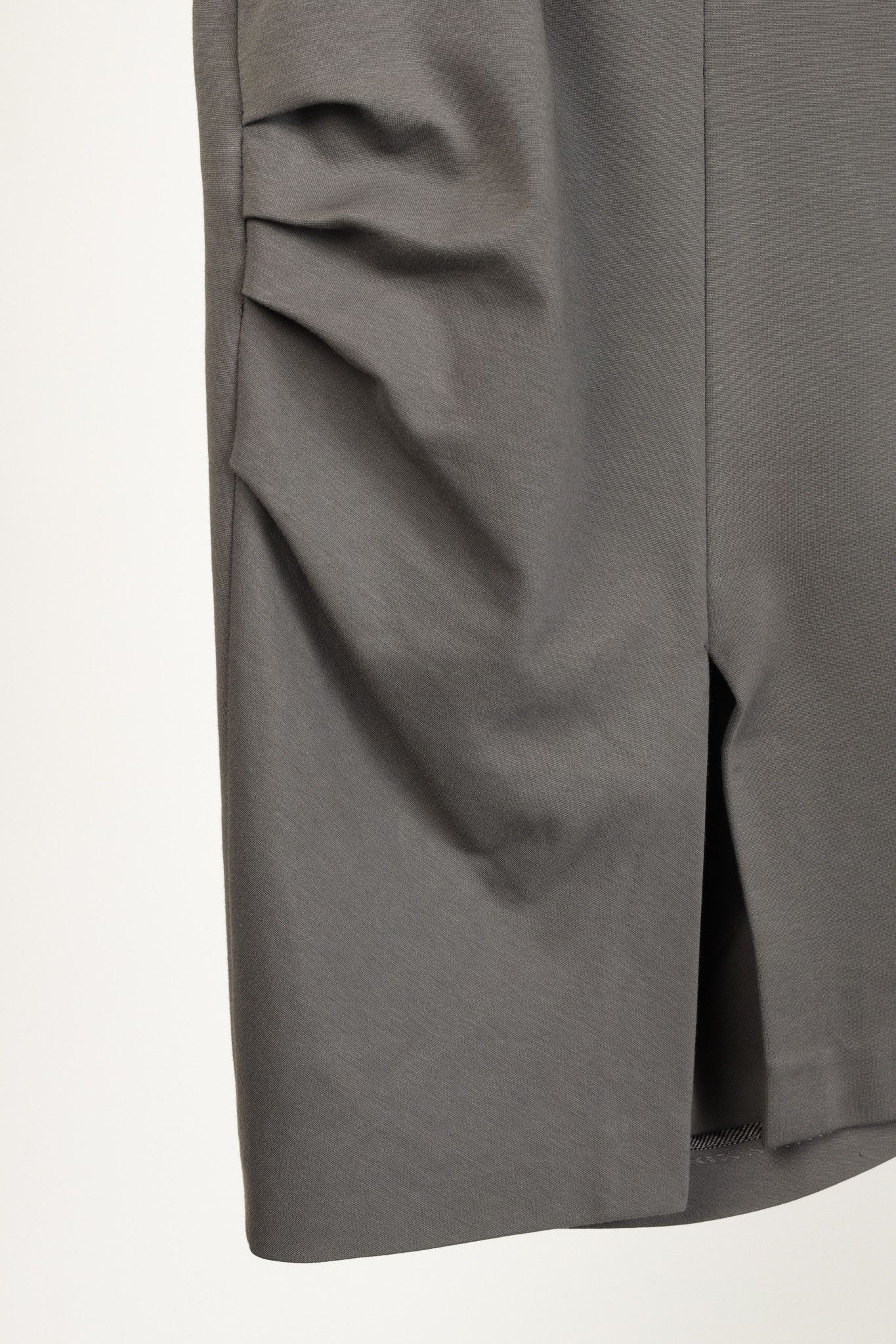 Brunello Cucinelli Brunello Cucinelli Grey Ruched Stretch Skirt Size 31" - 7 Thumbnail