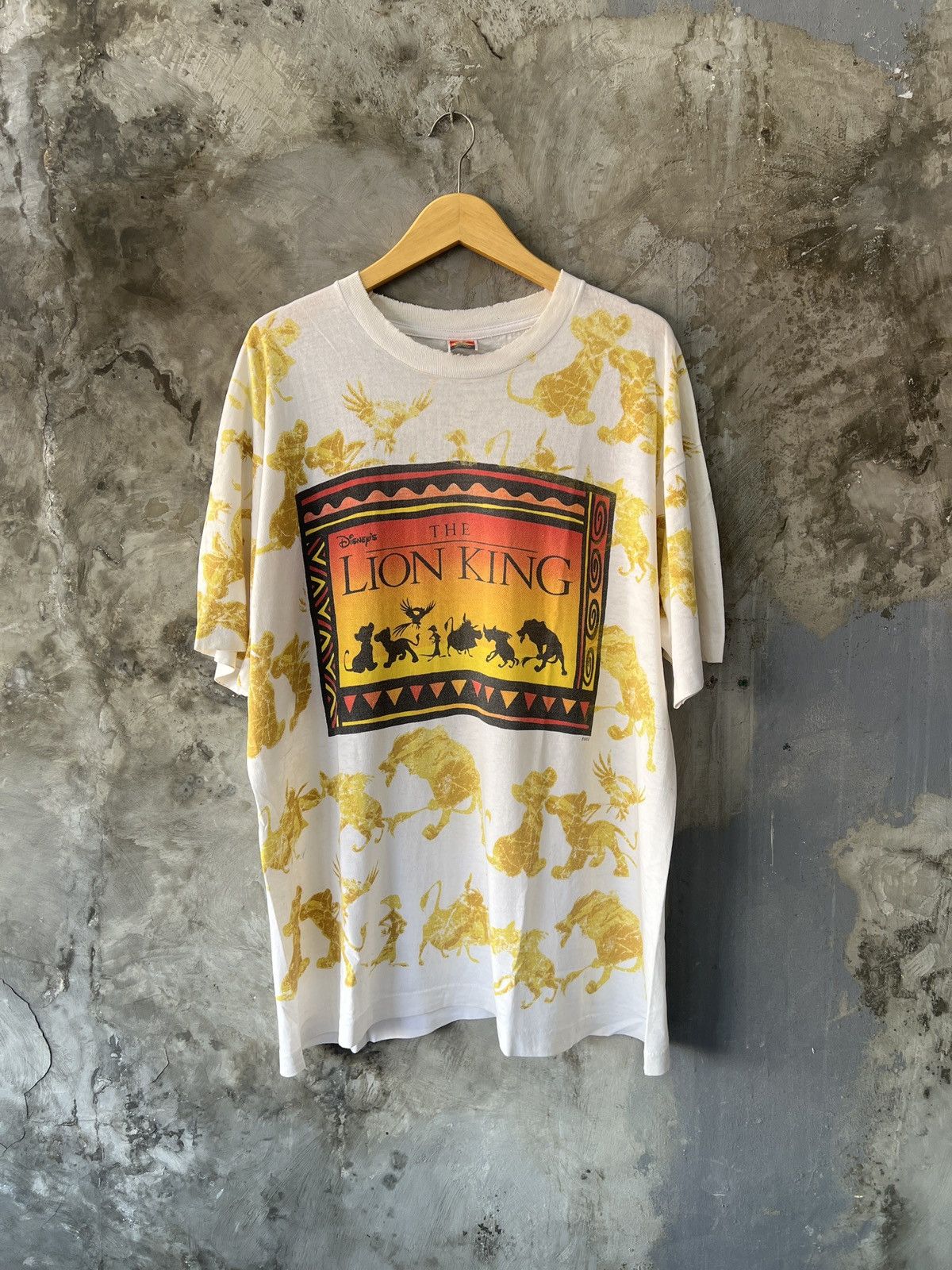 Disney × Vintage Vintage Disney AOP The Lion King (90s) Size US XXL / EU 58 / 5 - 1 Thumbnail