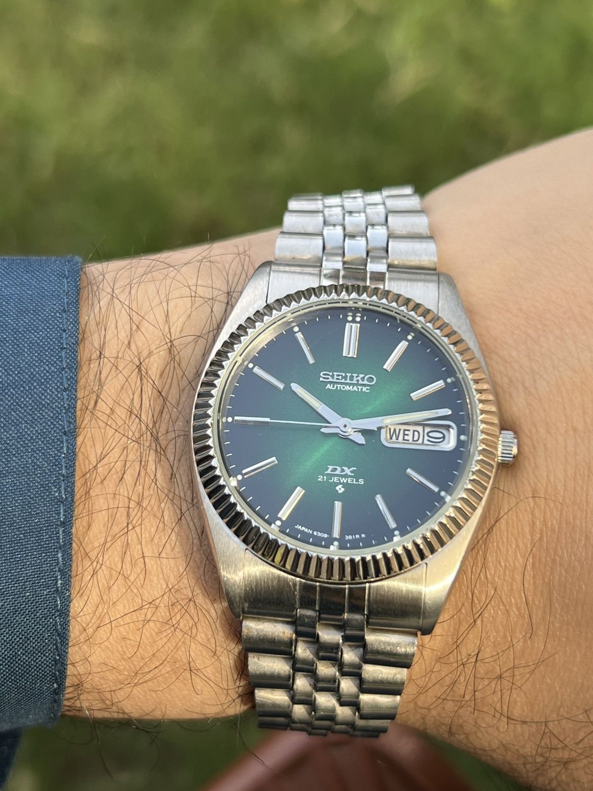 Japanese Brand Seiko DX Automatic Fluted Bazel Day/Date Japan Size 36 - 6 Thumbnail