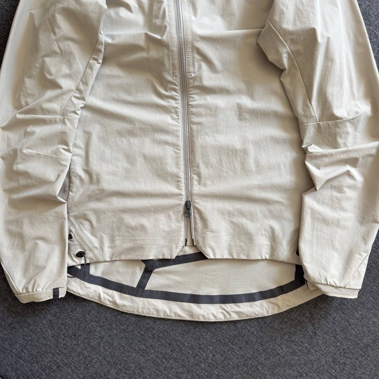 Klattermusen Klattermusen Vanadis Nylon Asymmetrical Outdoor Jacket Size US M / EU 48-50 / 2 - 4 Thumbnail