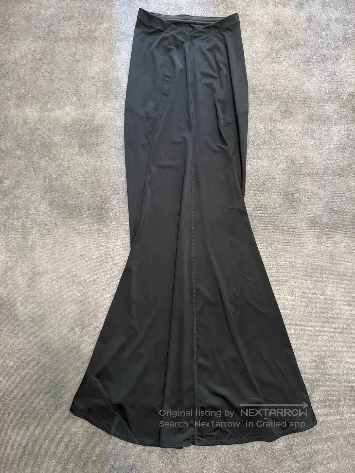 Balenciaga Balenciaga Sporty B Activewear Mermaid Skirt. Size US 36 / EU 52 - 2 Thumbnail