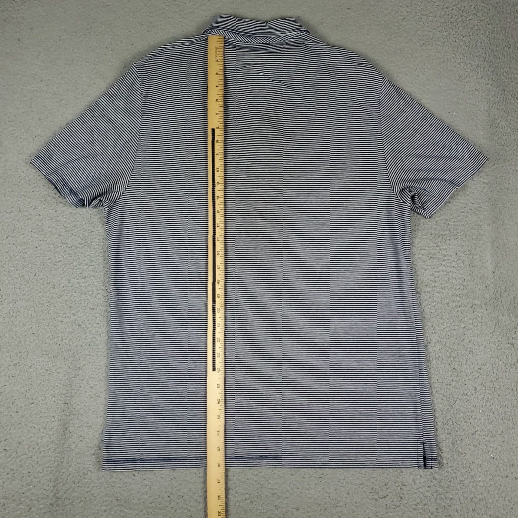 Vineyard Vines Vineyard Vines Polo Shirt Mens M Blue Striped Edgartown Golf Short Sleeve Polo Shirt Mens M Blue Striped Edgartown Golf Short Sleeve Size US M / EU 48-50 / 2 - 4 Thumbnail