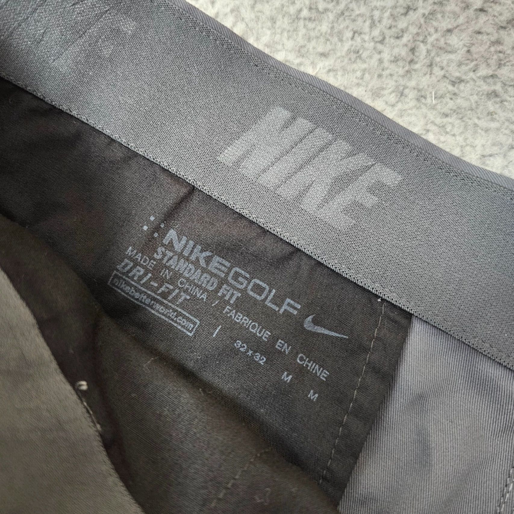 Nike Nike Golf Pants Flat Front 32x32 Regular Mens Khaki Gray 833194 Chino Classic Size US 32 / EU 48 - 3 Thumbnail