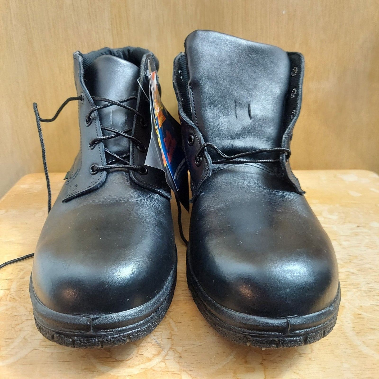 Thorogood Thorogood Men's US 14 Black Leather Chukka Ankle Boots NWT Size US 14 / EU 47 - 4 Thumbnail