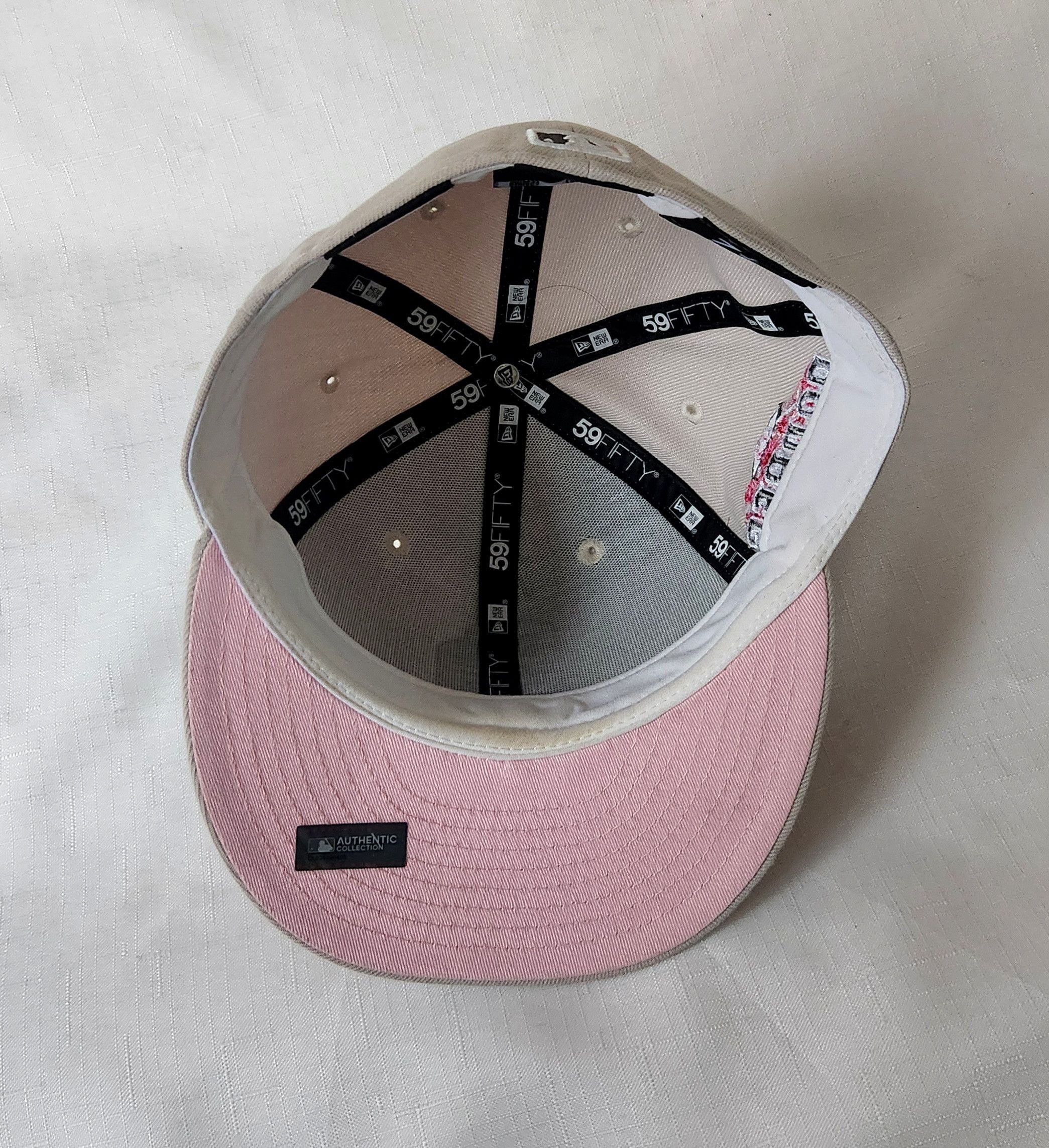 New Era New Era San Diego Padres Khaki Mother's Day On-Field 7 1/8 Size ONE SIZE - 10 Thumbnail