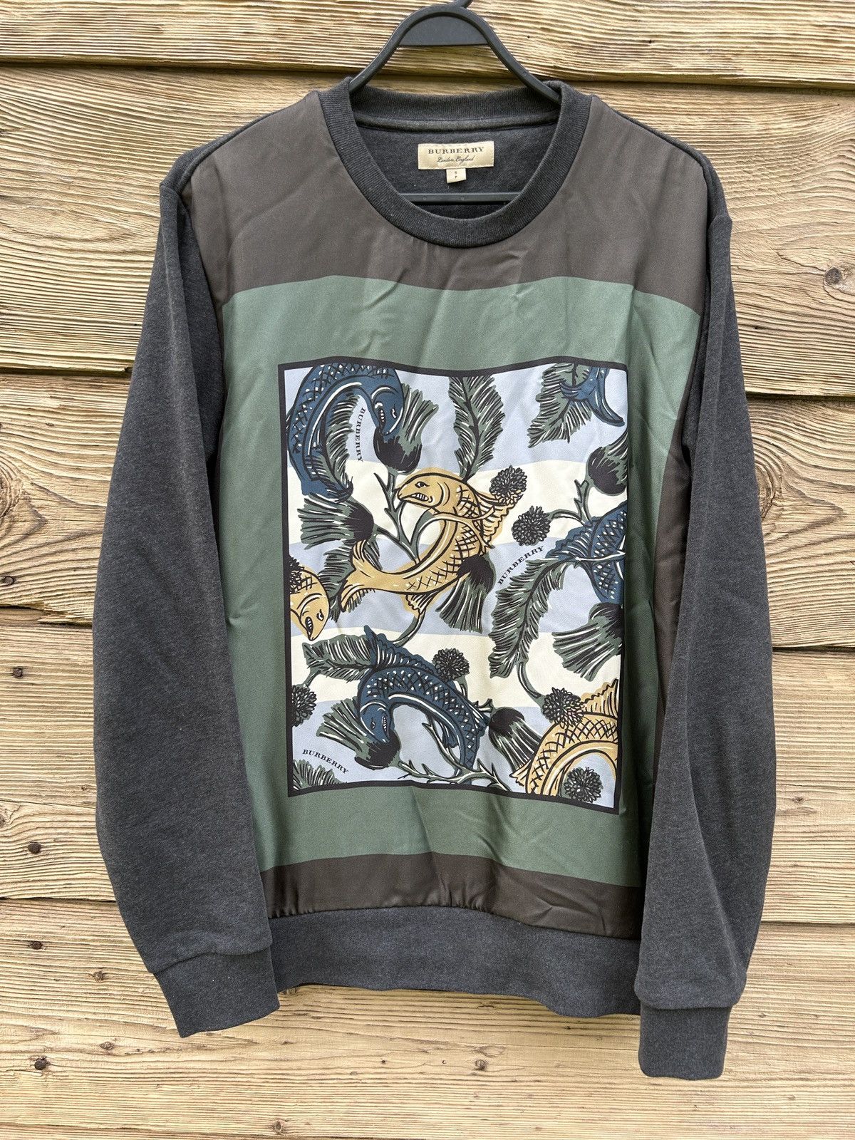 Burberry Burberry Black Printed Silk Fish Ornament Sweatshirt Crew Size US S / EU 44-46 / 1 - 1 Thumbnail